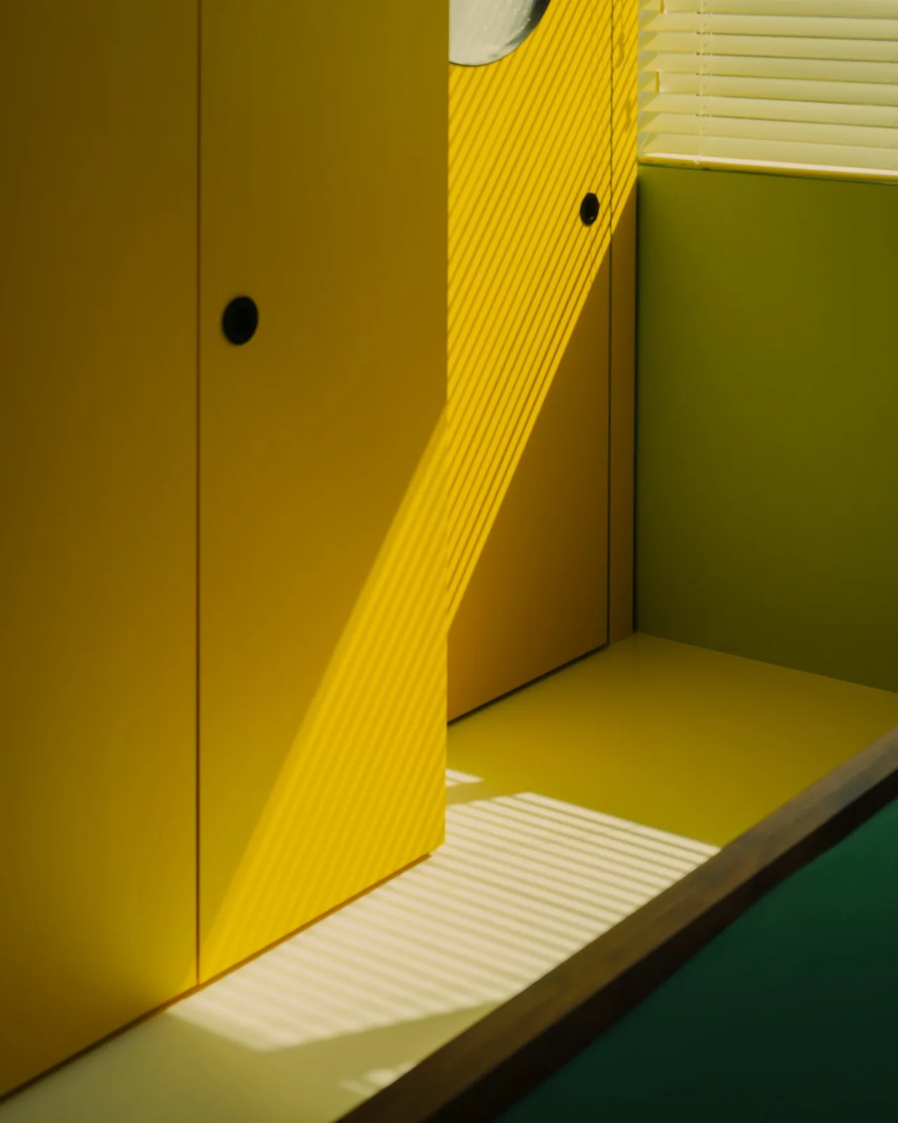 BIM Architecture | Home of Vibrant Colors: Renovation of Brutalist Apartments/SPARK in Singapore
