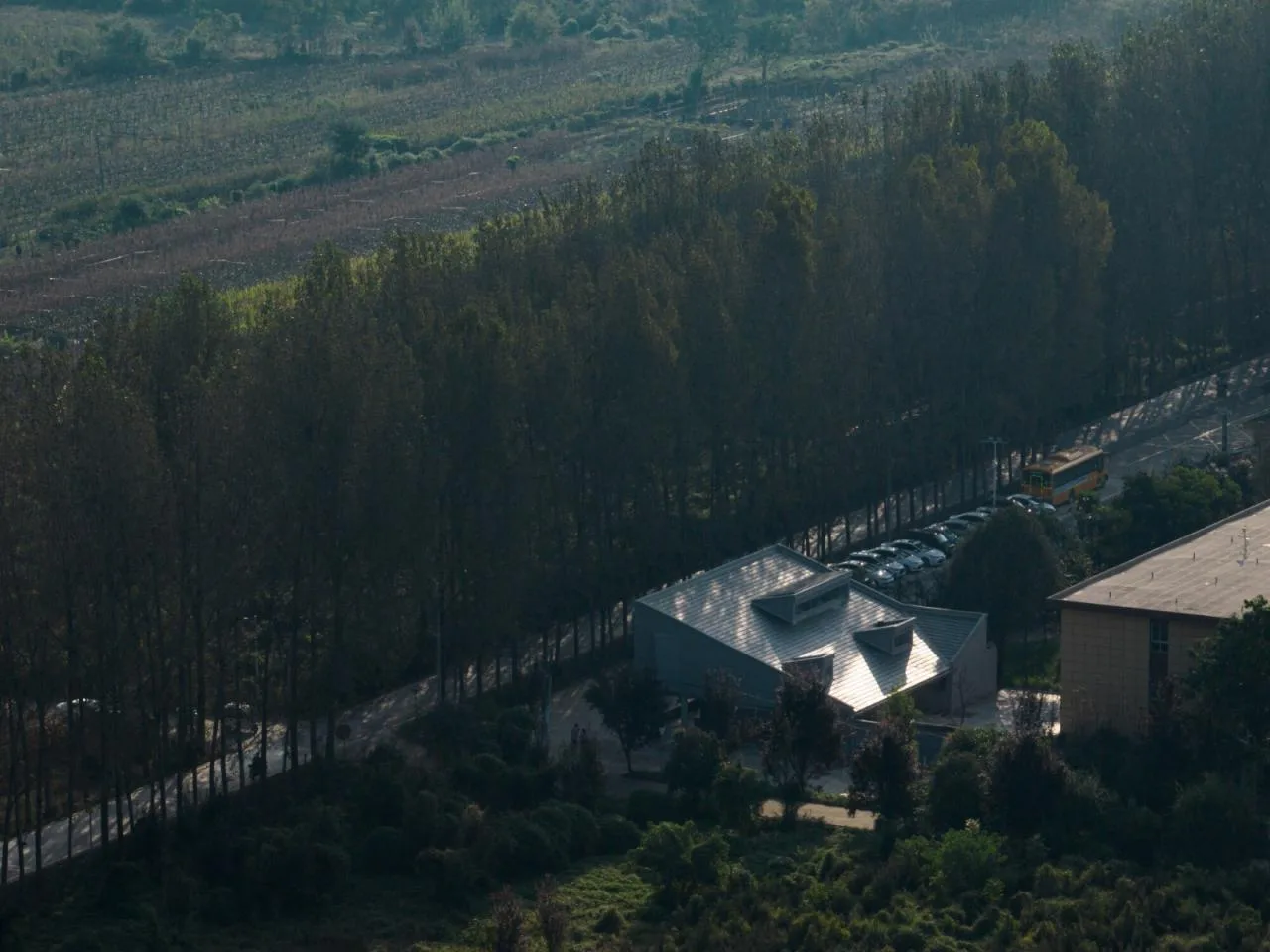 BIM Architecture | Shaanxi Hope Engineering Campus Library 2.0/Campus Architecture