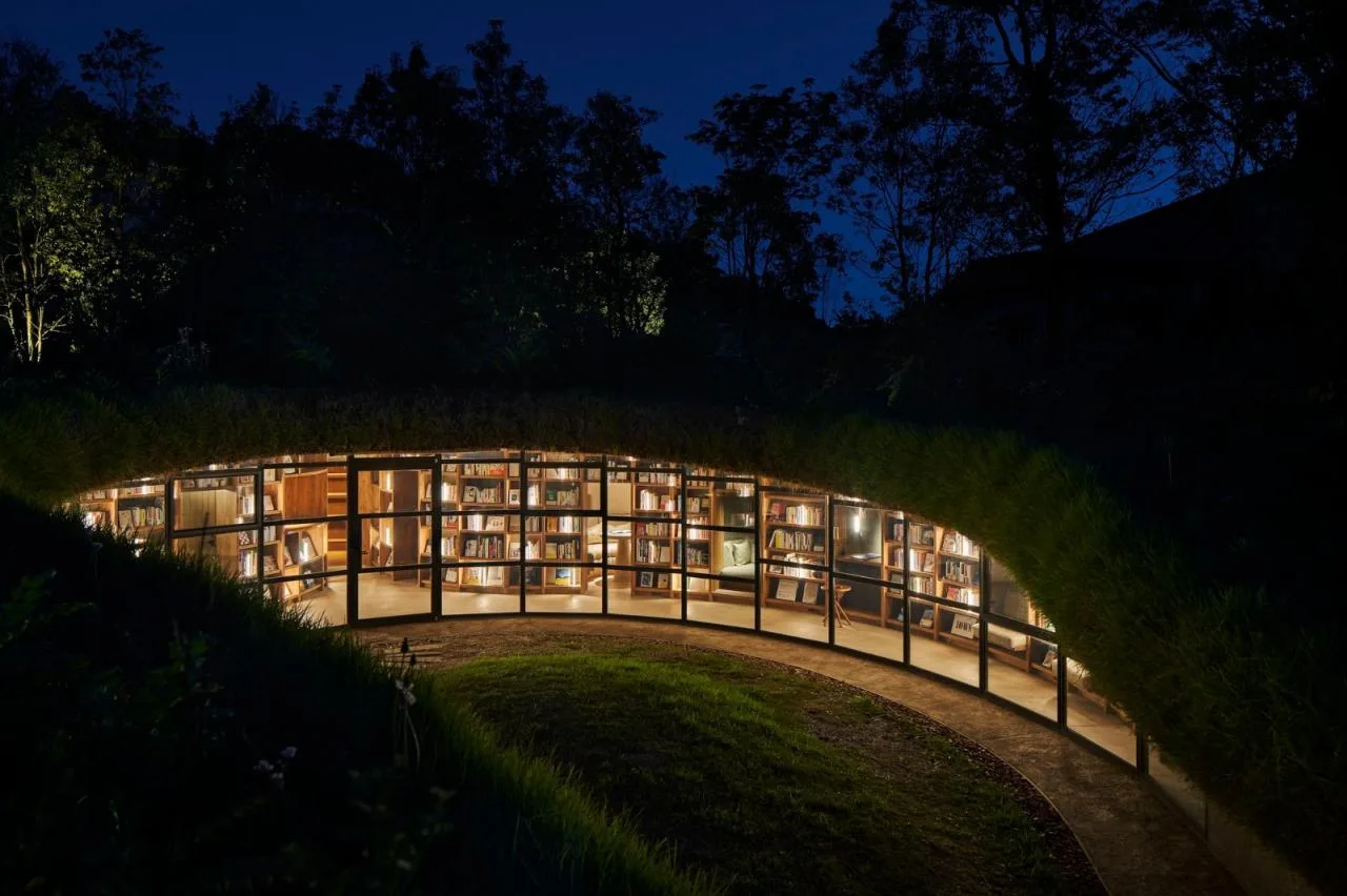 BIM Architecture | Clearing Fields on Sunny Days and Reading Books on Rainy Days, Farmers' Earth Library/Nakamura Taki Architectural Firm&  NAP