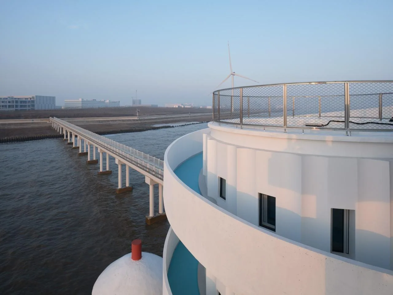 BIM Architecture | Twisted Tower and Spiral Station, Ecological Infrastructure/HCCH Dust Collection Building in Shanghai's Offshore Environment