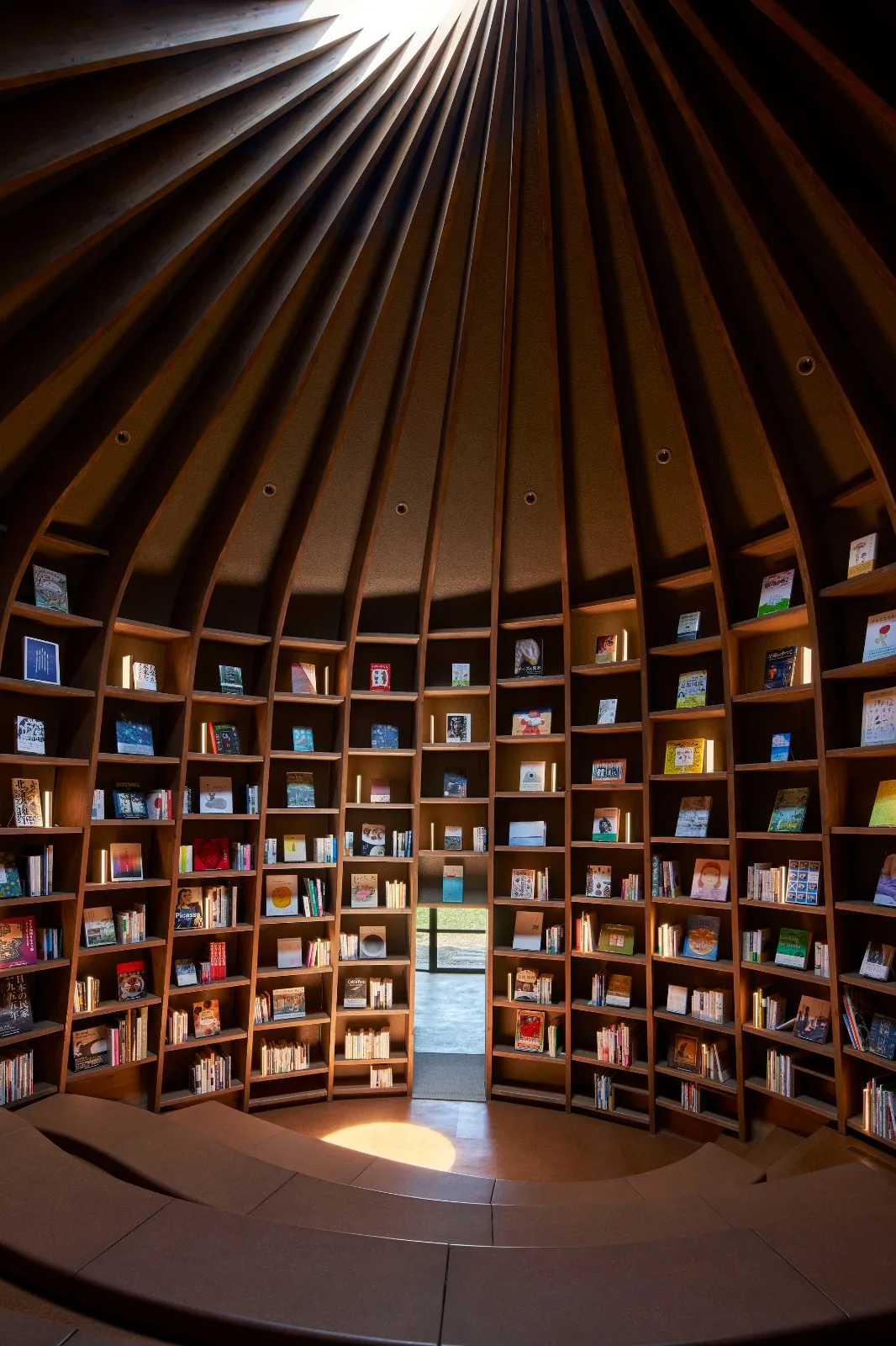BIM Architecture | Clearing Fields on Sunny Days and Reading Books on Rainy Days, Farmers' Earth Library/Nakamura Taki Architectural Firm&  NAP