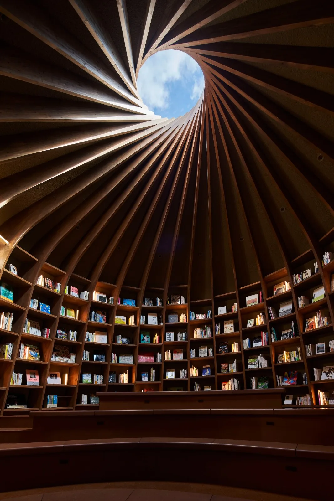 BIM Architecture | Clearing Fields on Sunny Days and Reading Books on Rainy Days, Farmers' Earth Library/Nakamura Taki Architectural Firm&  NAP