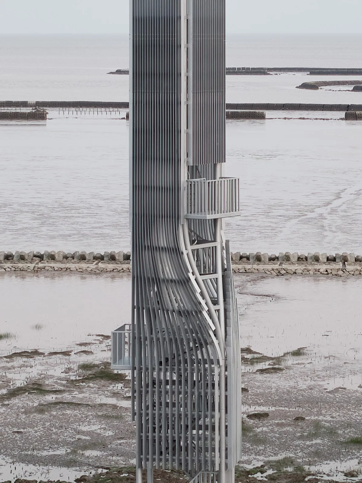 BIM Architecture | Twisted Tower and Spiral Station, Ecological Infrastructure/HCCH Dust Collection Building in Shanghai's Offshore Environment