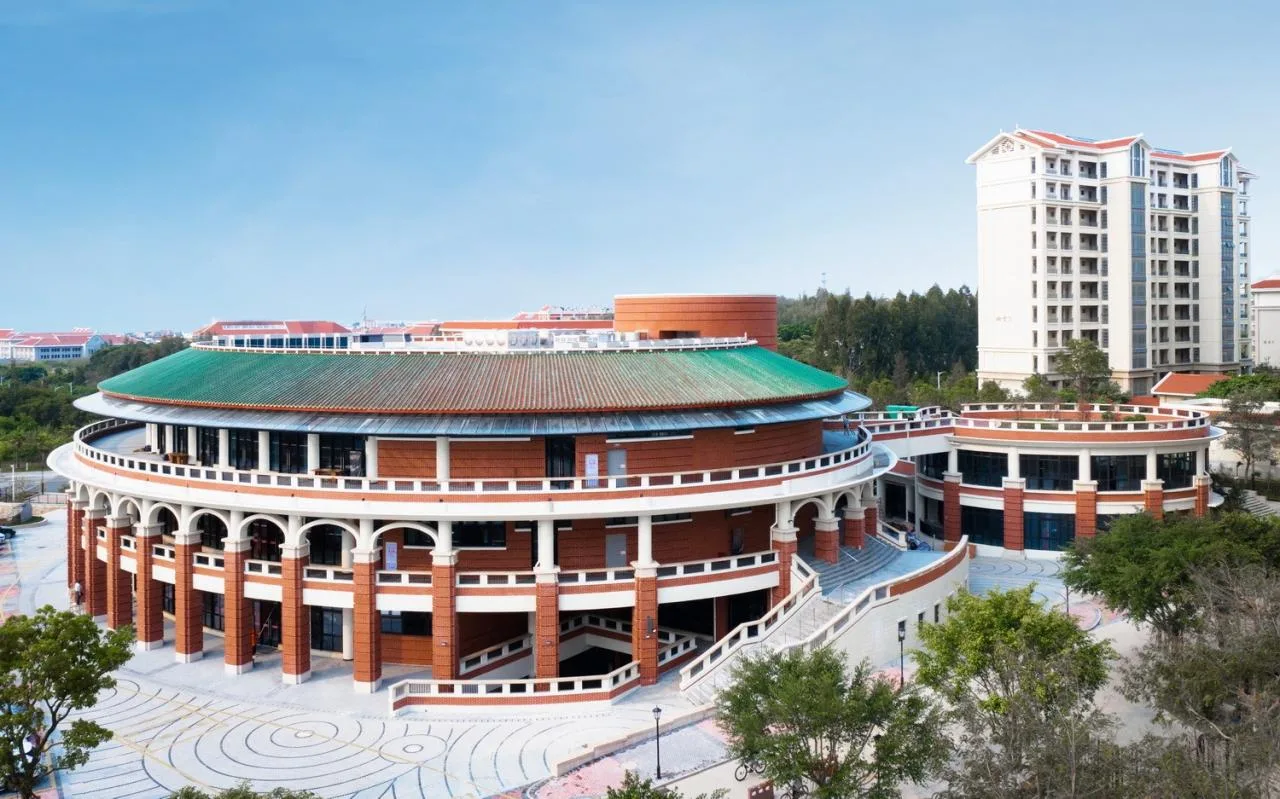 BIM Architecture | Xiamen University Xiang'an Campus Central Student Canteen (Siyuan Restaurant)/Xiamen University Architectural Design and Research Institute Co., Ltd. (AUAD)