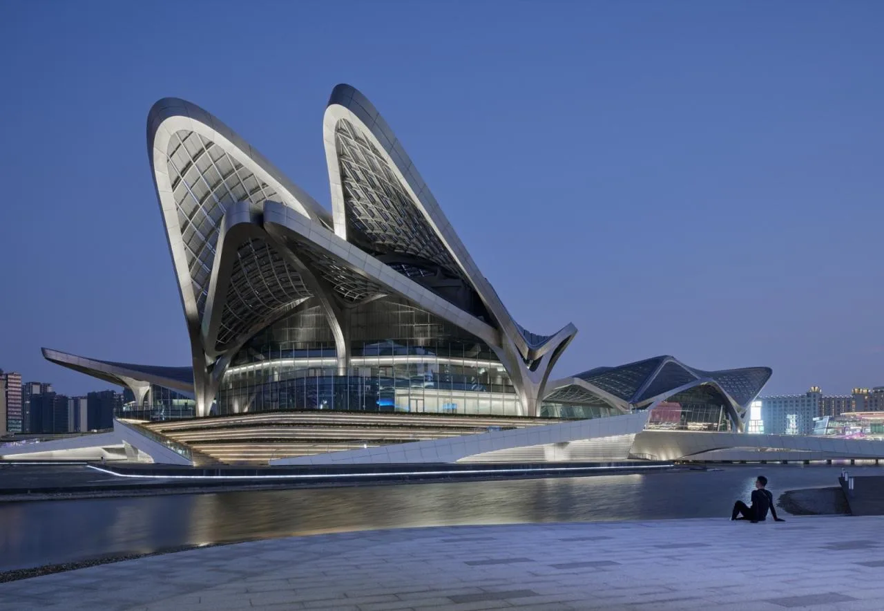 BIM Architecture | Zhuhai Jinwan Citizen Art Center/Zaha Hadid Architects