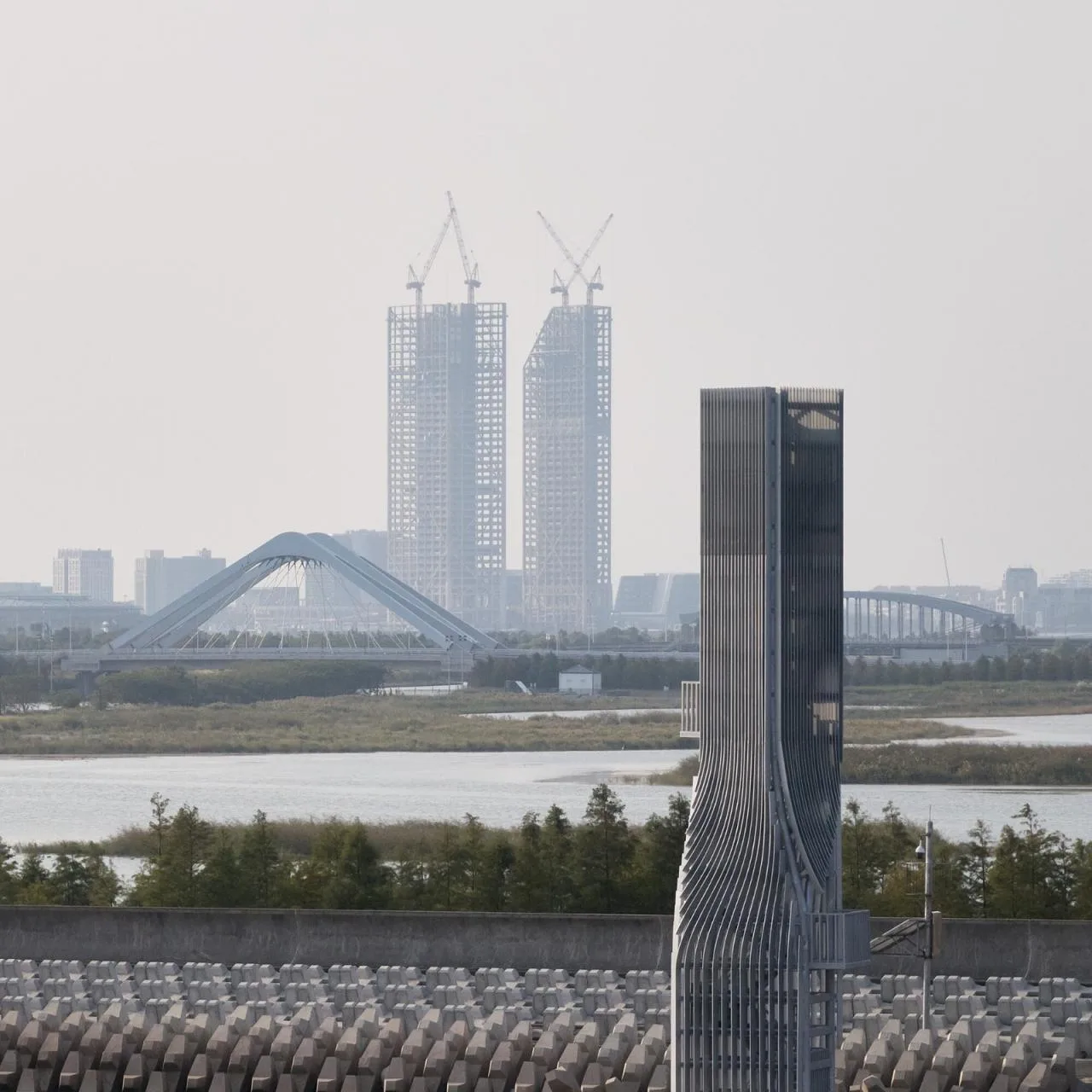 BIM Architecture | Twisted Tower and Spiral Station, Ecological Infrastructure/HCCH Dust Collection Building in Shanghai's Offshore Environment