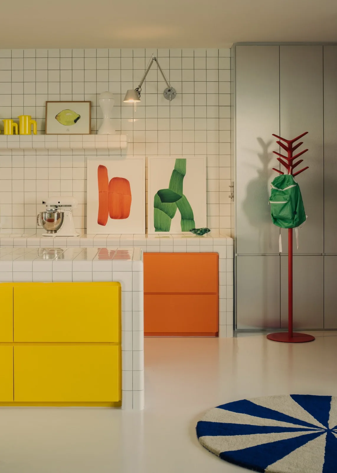 BIM Architecture | Home of Vibrant Colors: Renovation of Brutalist Apartments/SPARK in Singapore