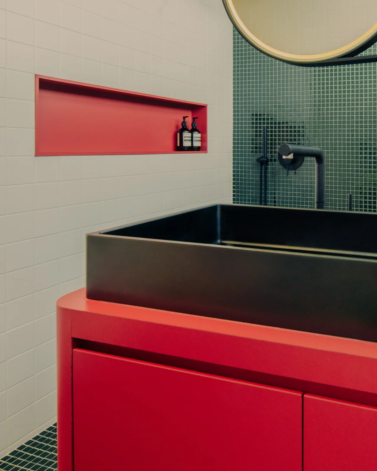 BIM Architecture | Home of Vibrant Colors: Renovation of Brutalist Apartments/SPARK in Singapore
