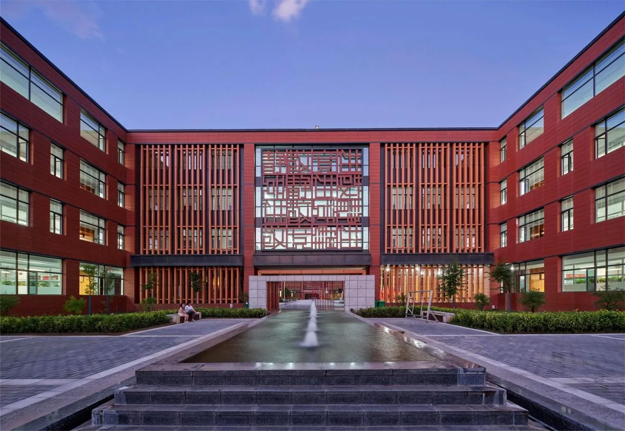 BIM Architecture | Shenmu Middle School Project/Chinese Academy of Sciences Architectural Design and Research Institute Co., Ltd