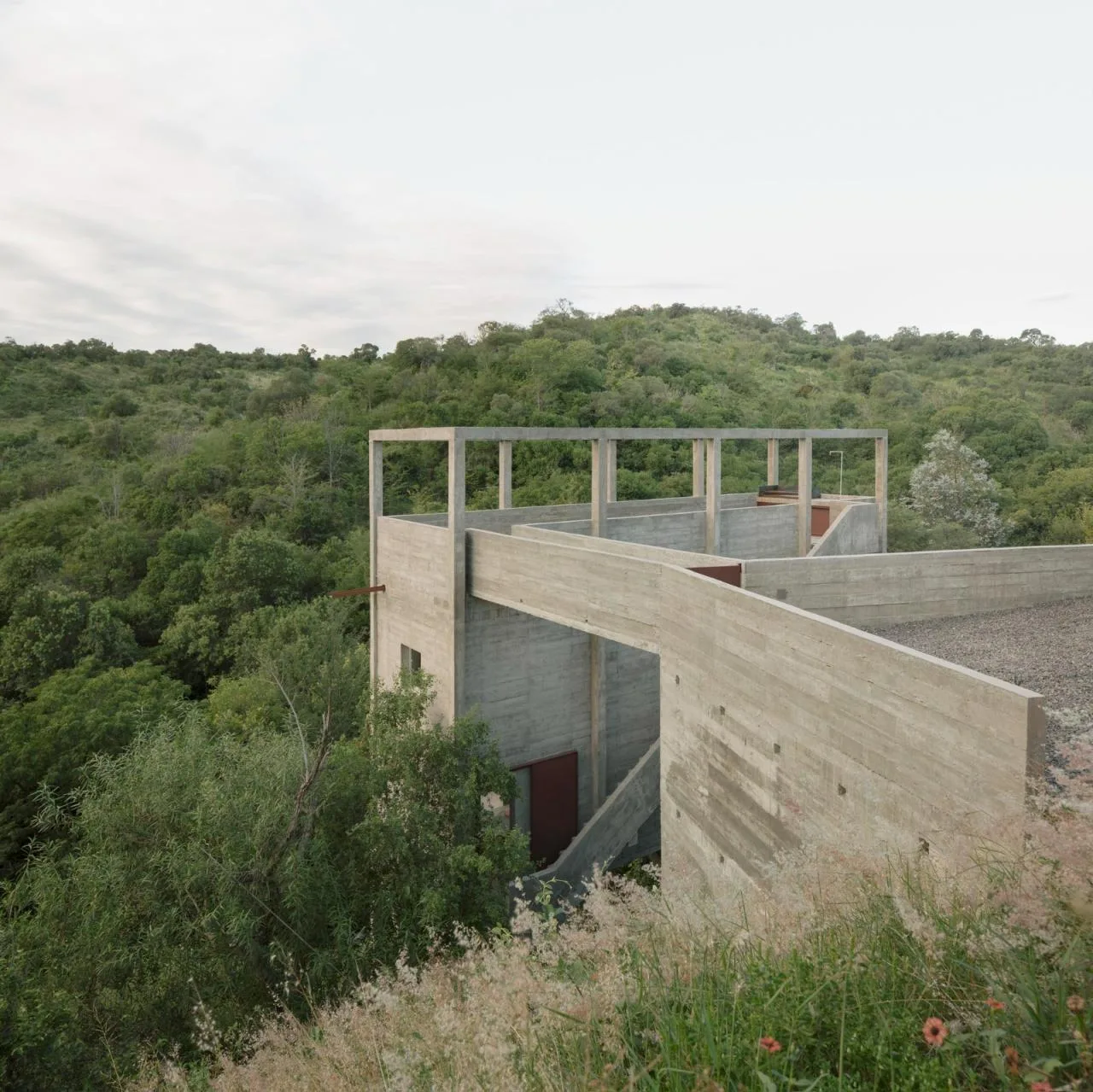 BIM Architecture | House at Heights/Agust í n Berzero+Manuel Gonzalez Veglia (Tectum arquitectura)