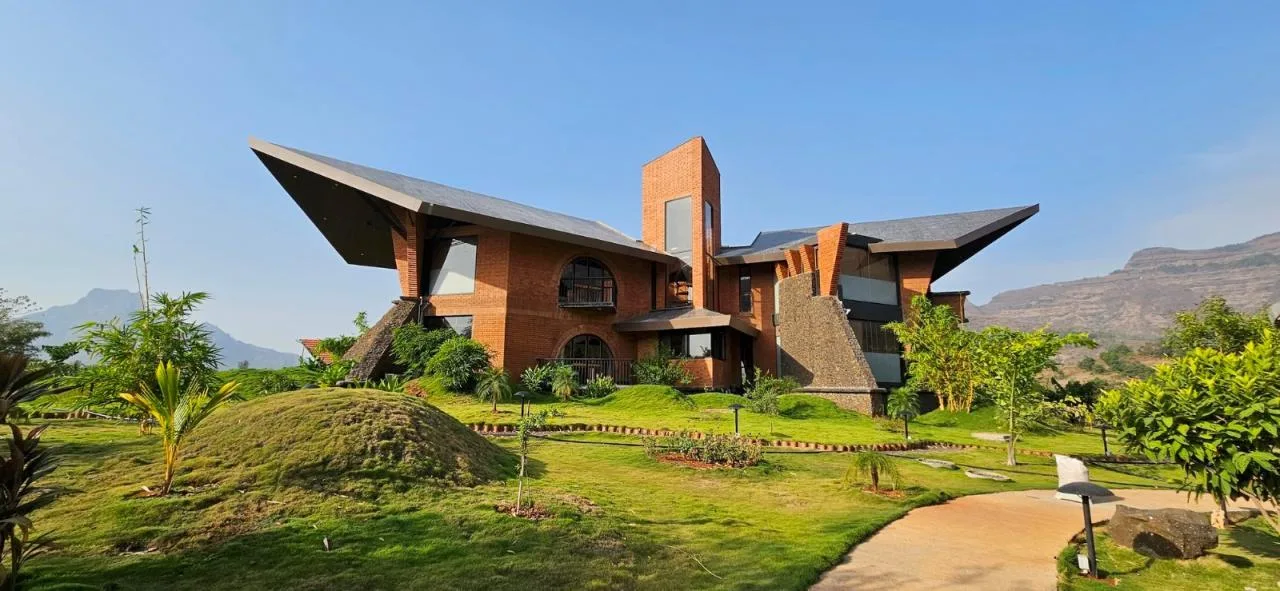 BIM Architecture | Mountain Dust House/Mahesh Naik