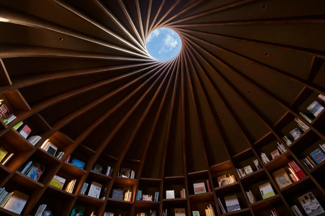 BIM Architecture | Clearing Fields on Sunny Days and Reading Books on Rainy Days, Farmers' Earth Library/Nakamura Taki Architectural Firm&  NAP