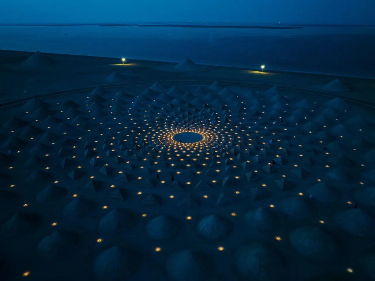BIM Architecture | Immersive Land Artwork: "Self Similarity" by Jim Denevan
