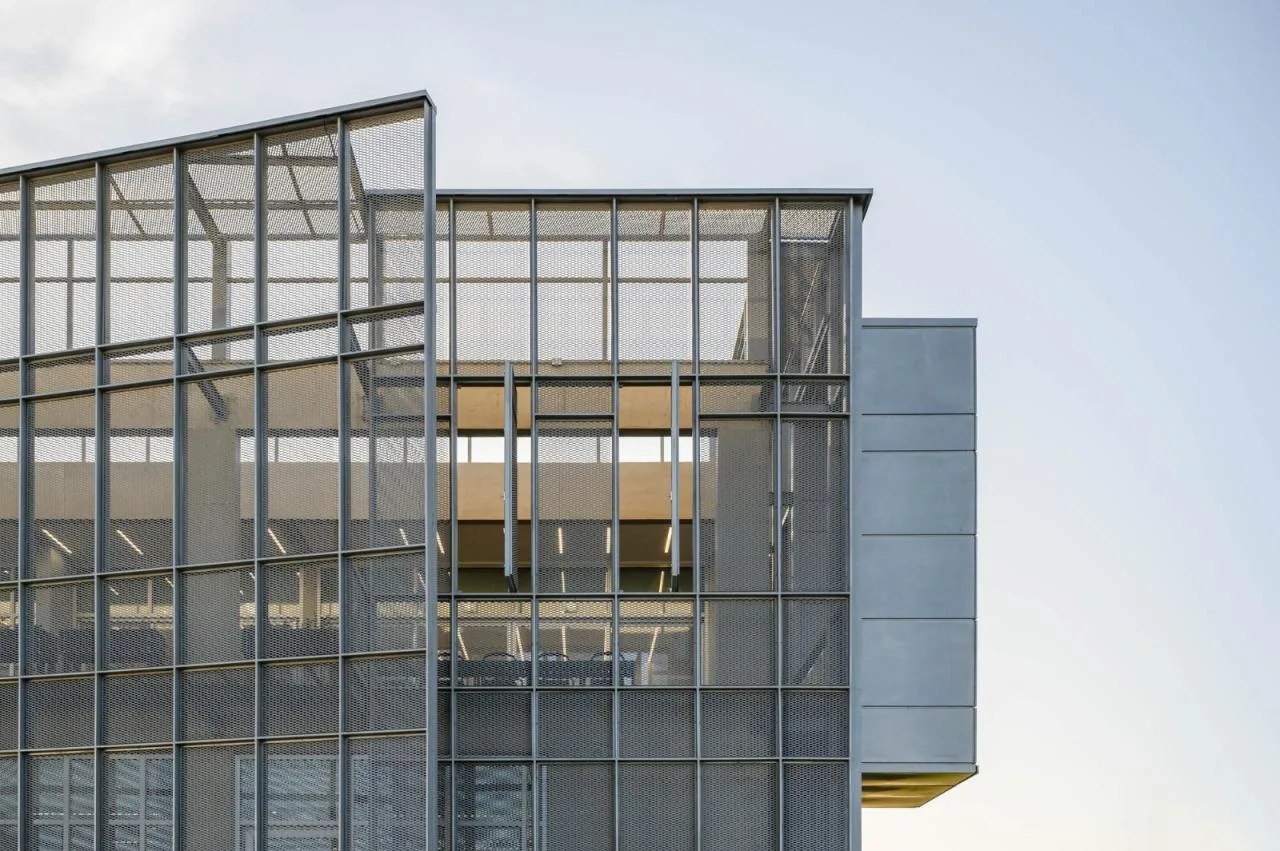 BIM Architecture | Biopharmaceutical Headquarters/Santiago Viale Lescano+Juan Manuel Ju á rez