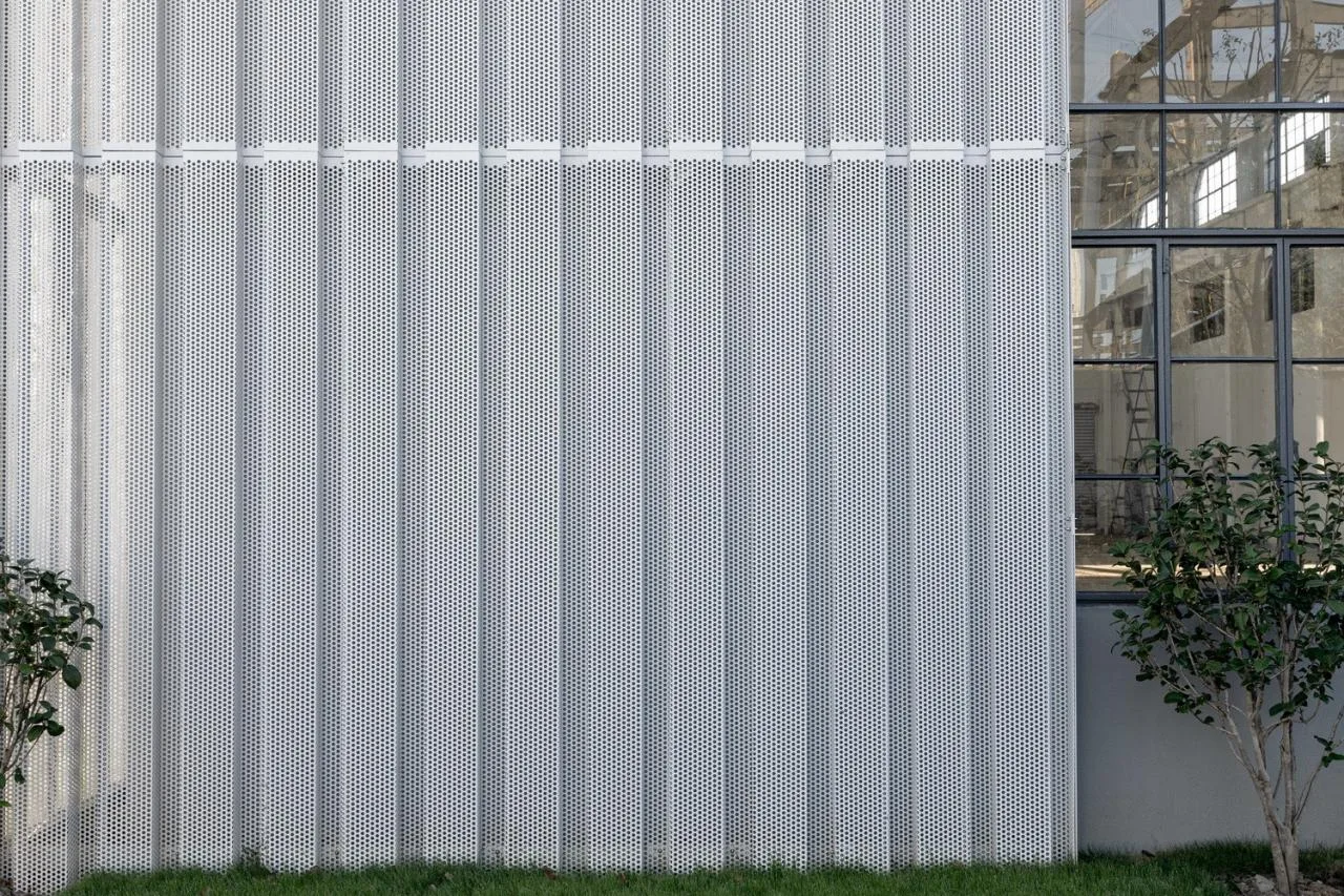 BIM Architecture | Floating Box: Cloud Future Industrial Park/Grid Design