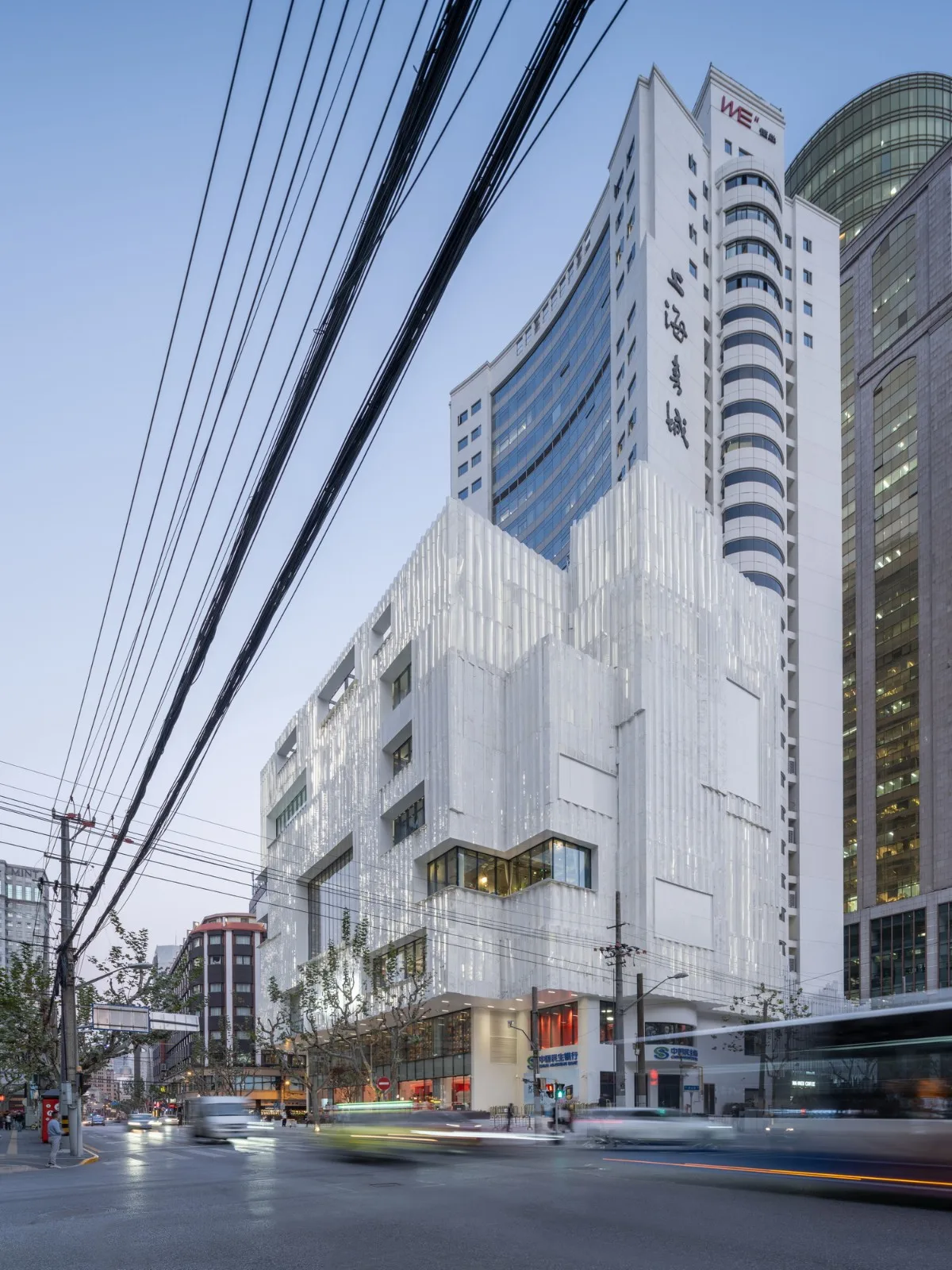 BIM Architecture | Building a New City with Books: Can 'People Who Don't Read' Save Bookstores? / Wutopia Lab