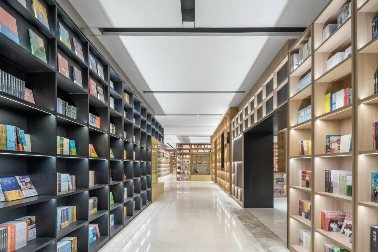 BIM Architecture | Building a New City with Books: Can 'People Who Don't Read' Save Bookstores? / Wutopia Lab