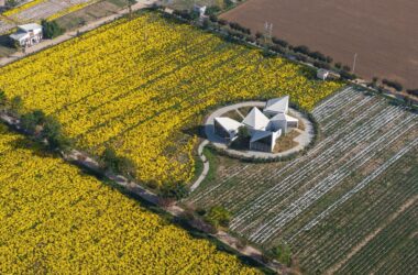 BIM Architecture: Yuntai Mountain Ice Chrysanthemum Field Library by One Tree Architecture-BIM WORLD