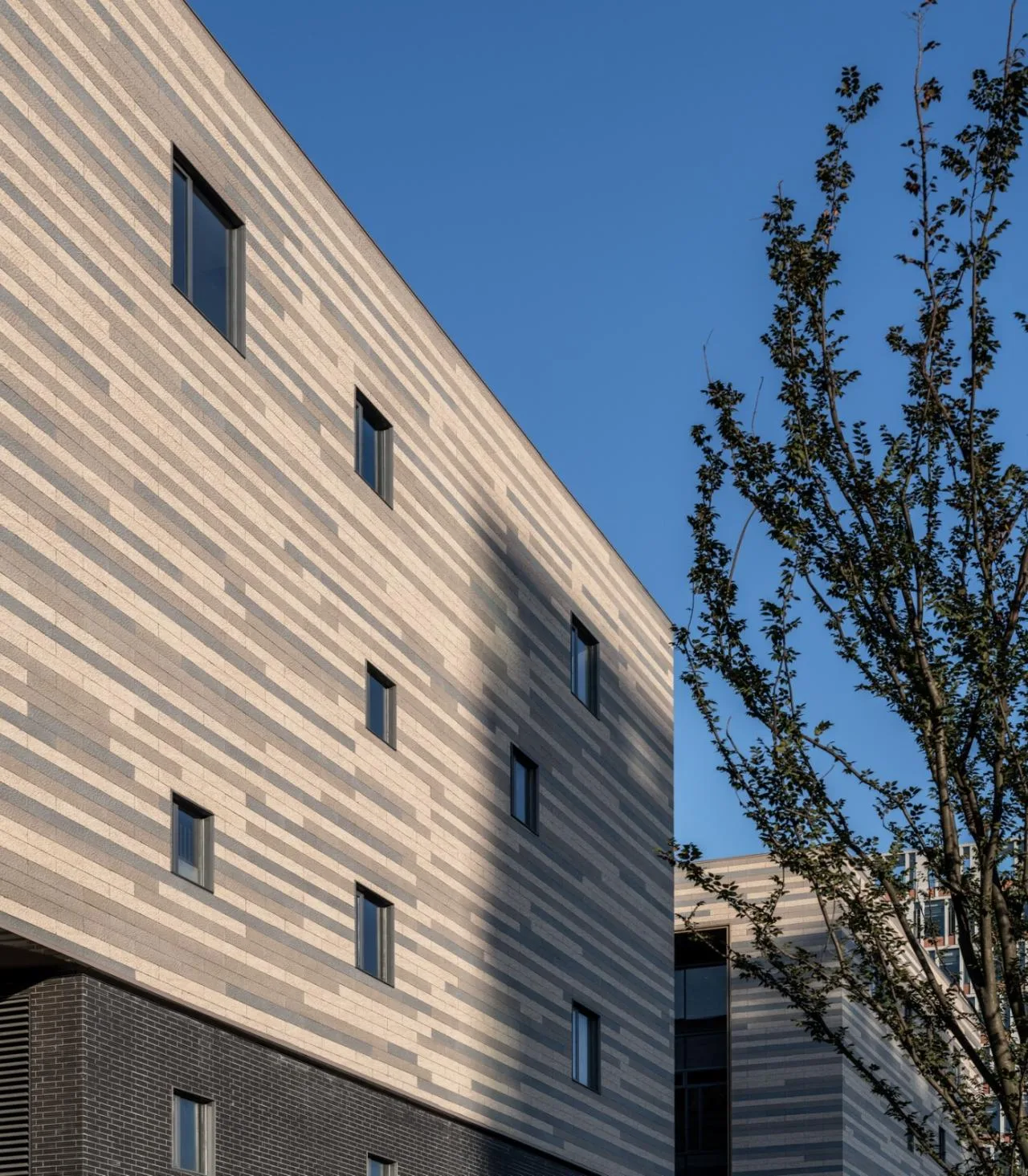 BIM Architecture | Industrial Upstairs Mode Iteration: Hangzhou Zhongenergy-saving (Fuyang) Environmental Protection Industrial Park/Line+Meng Fanhao's New Work