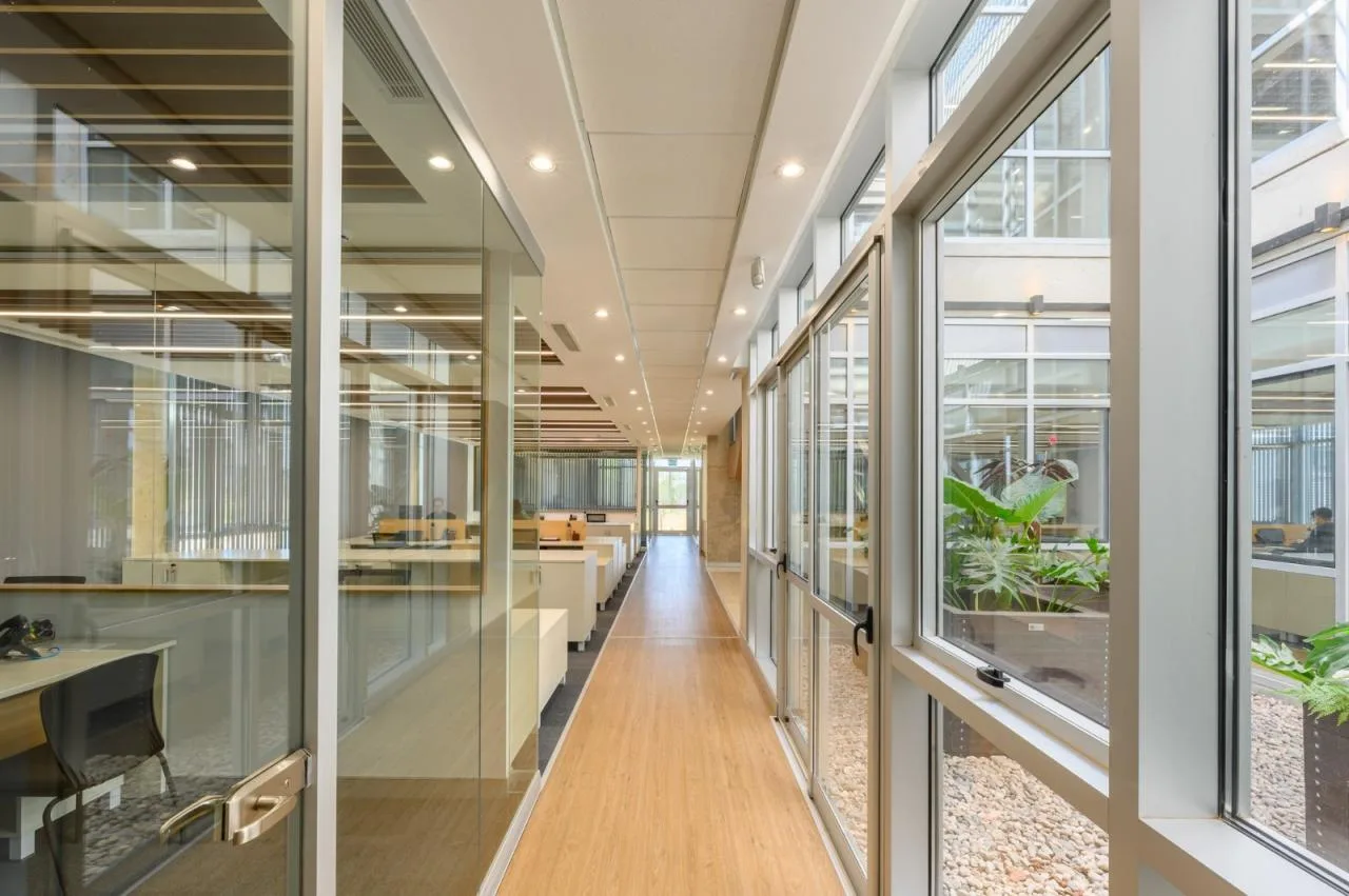 BIM Architecture | Biopharmaceutical Headquarters/Santiago Viale Lescano+Juan Manuel Ju á rez