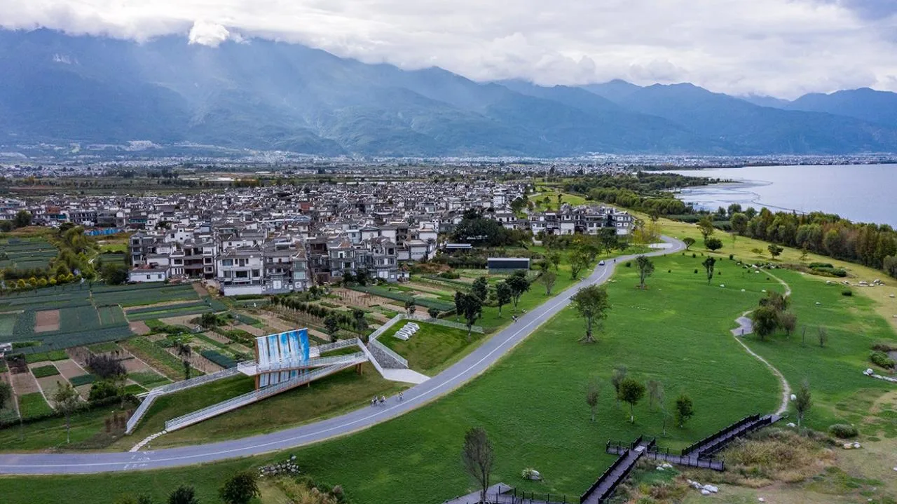 BIM Architecture | Fan's Homesickness: Ecological Corridor around Erhai Lake, Station 5/Sanwen Architecture
