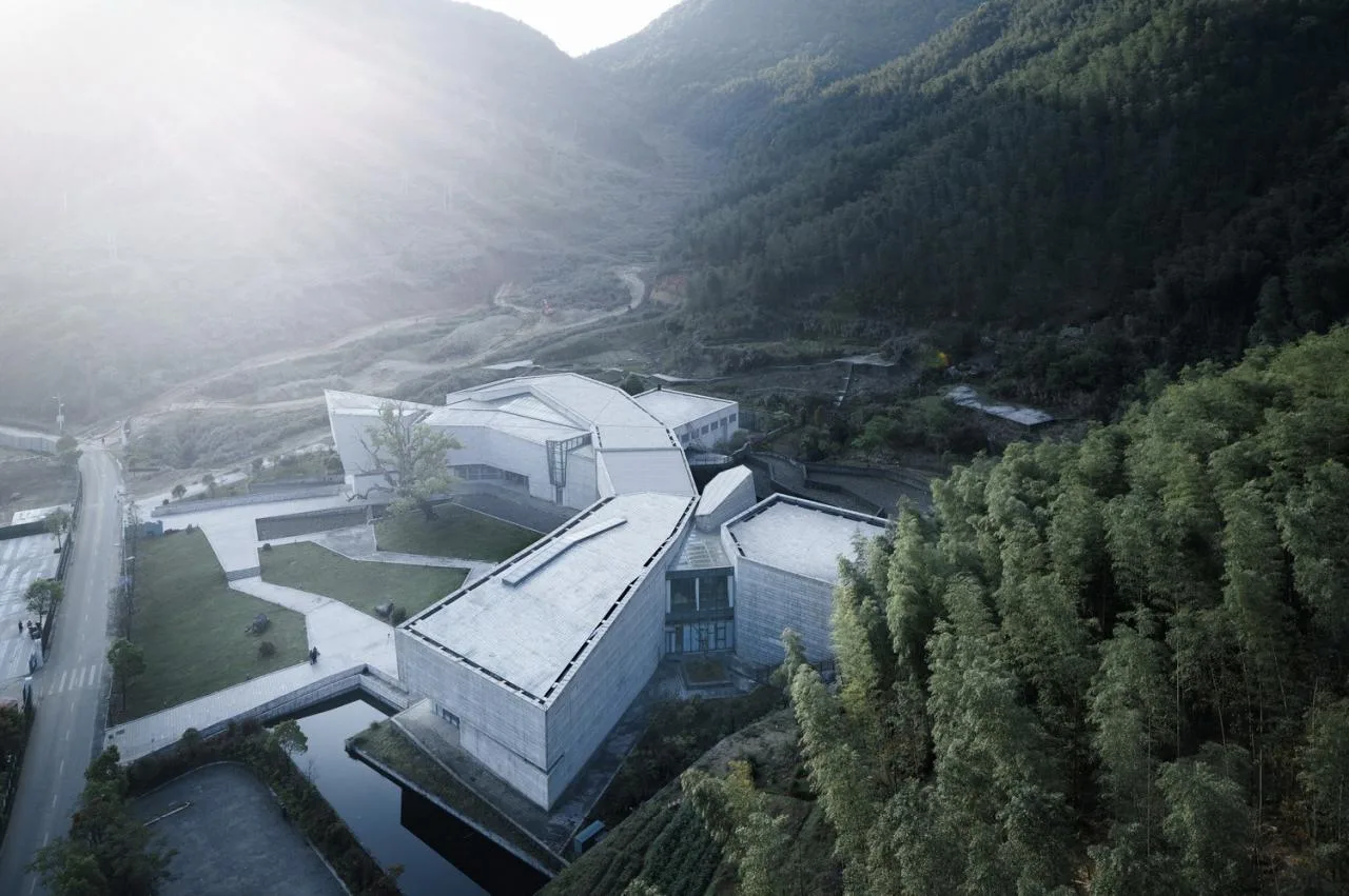 BIM Architecture | Writing of 'Land' -- Design Thinking of Mount Sanqing Geological Museum/Architectural Design and Research Institute of Zhejiang University