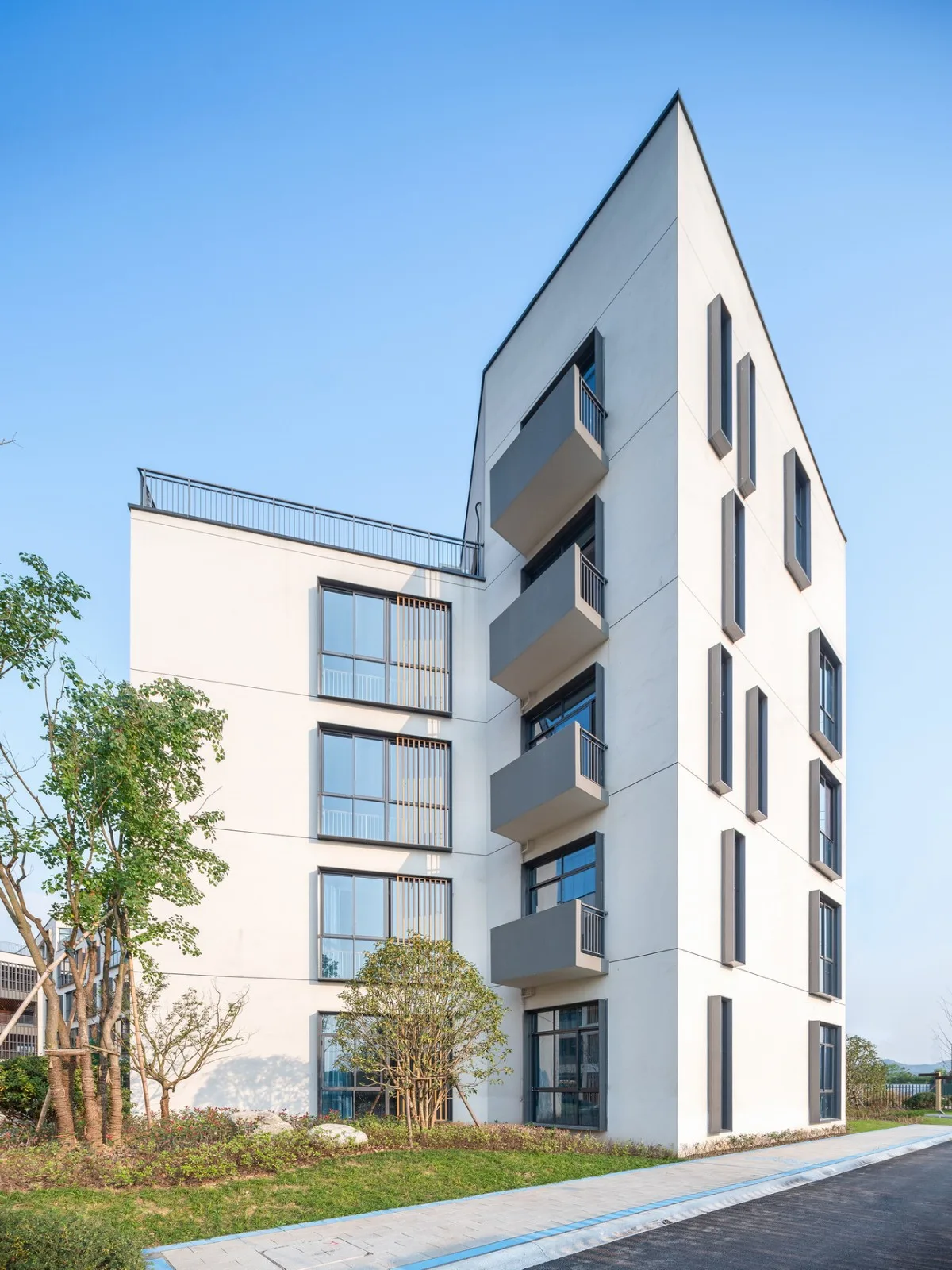 BIM Architecture | Hangzhou Zhongtai Middle School Architectural Design/LZGC Quantum Architecture City Design Firm+Zhejiang Jianyuan Architectural Planning and Design Institute