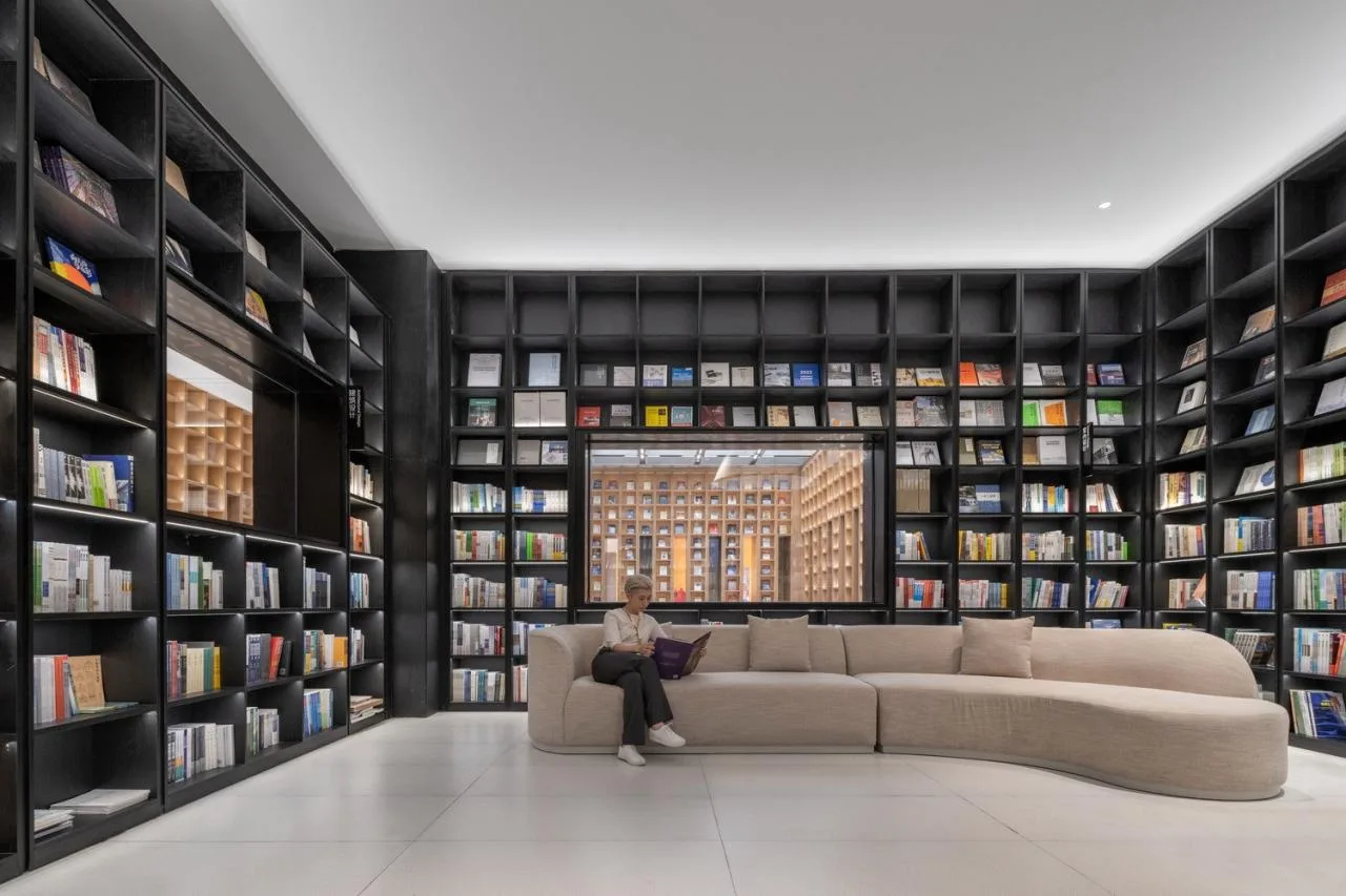BIM Architecture | Building a New City with Books: Can 'People Who Don't Read' Save Bookstores? / Wutopia Lab