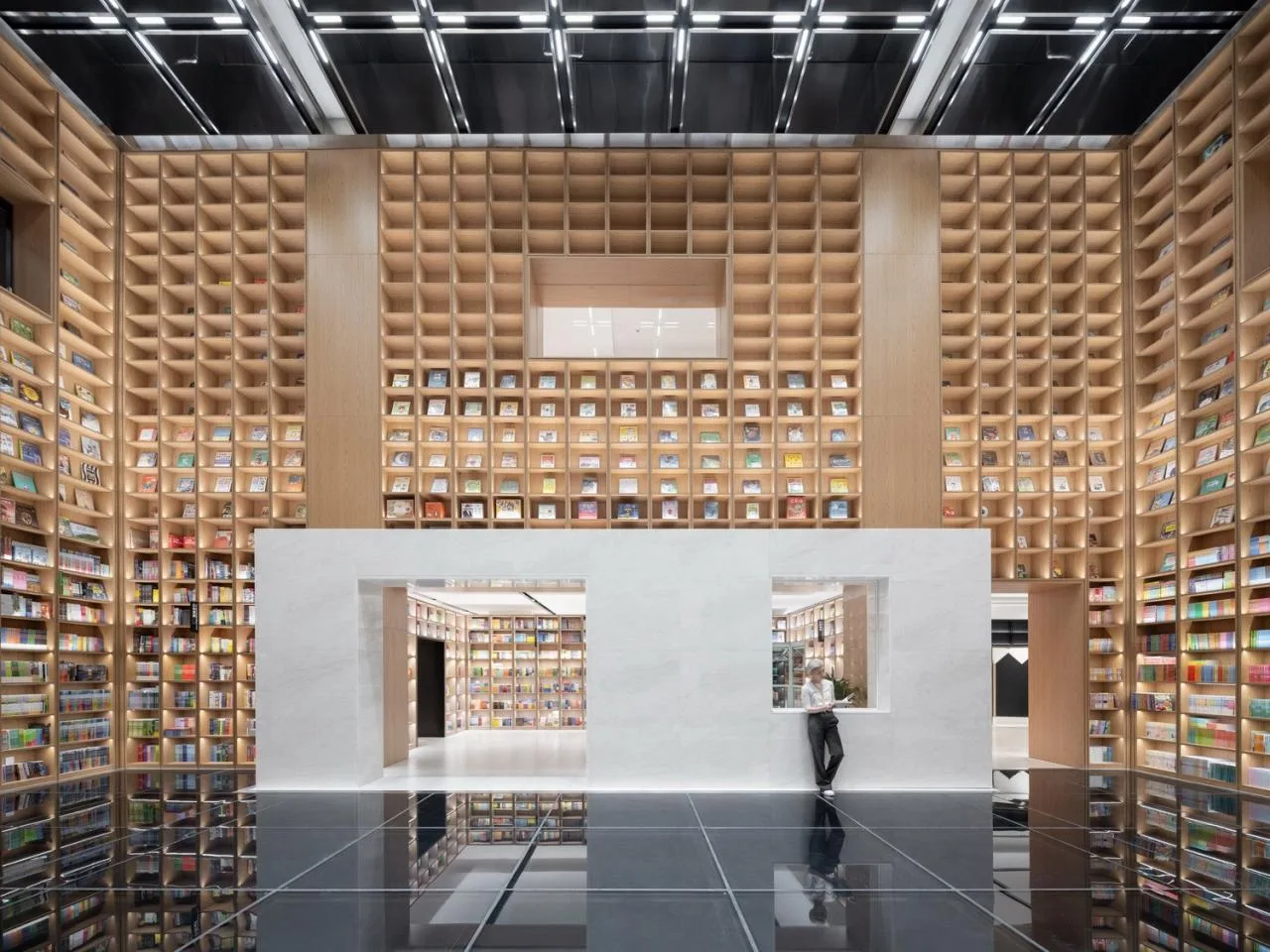 BIM Architecture | Building a New City with Books: Can 'People Who Don't Read' Save Bookstores? / Wutopia Lab