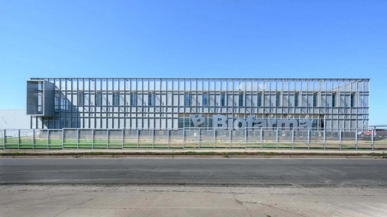 BIM Architecture | Biopharmaceutical Headquarters/Santiago Viale Lescano+Juan Manuel Ju á rez