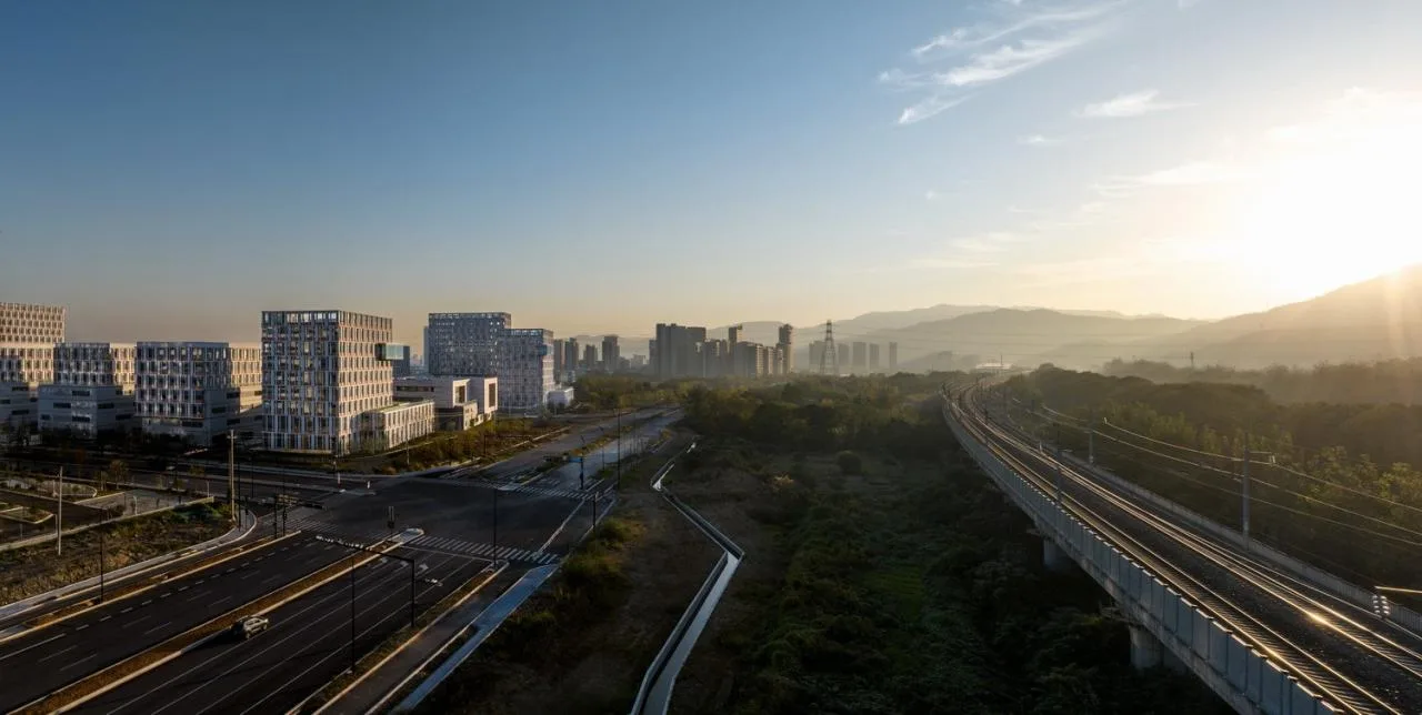 BIM Architecture | Industrial Upstairs Mode Iteration: Hangzhou Zhongenergy-saving (Fuyang) Environmental Protection Industrial Park/Line+Meng Fanhao's New Work