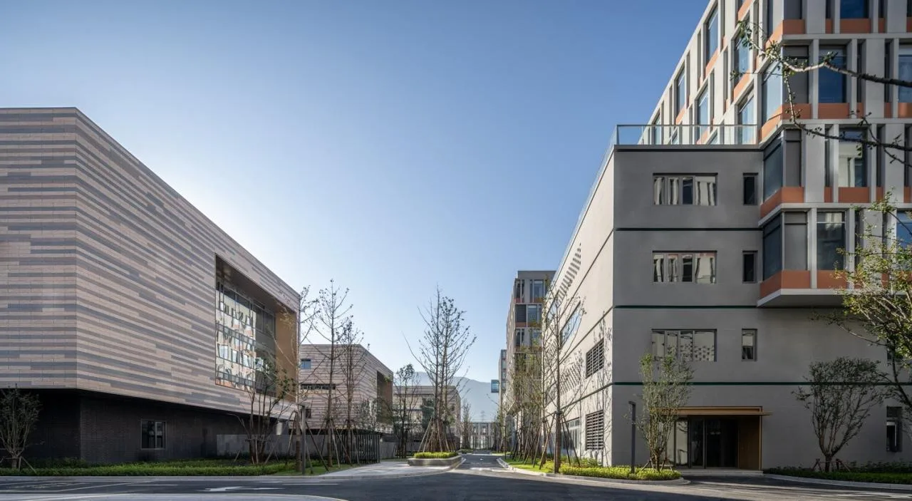 BIM Architecture | Industrial Upstairs Mode Iteration: Hangzhou Zhongenergy-saving (Fuyang) Environmental Protection Industrial Park/Line+Meng Fanhao's New Work