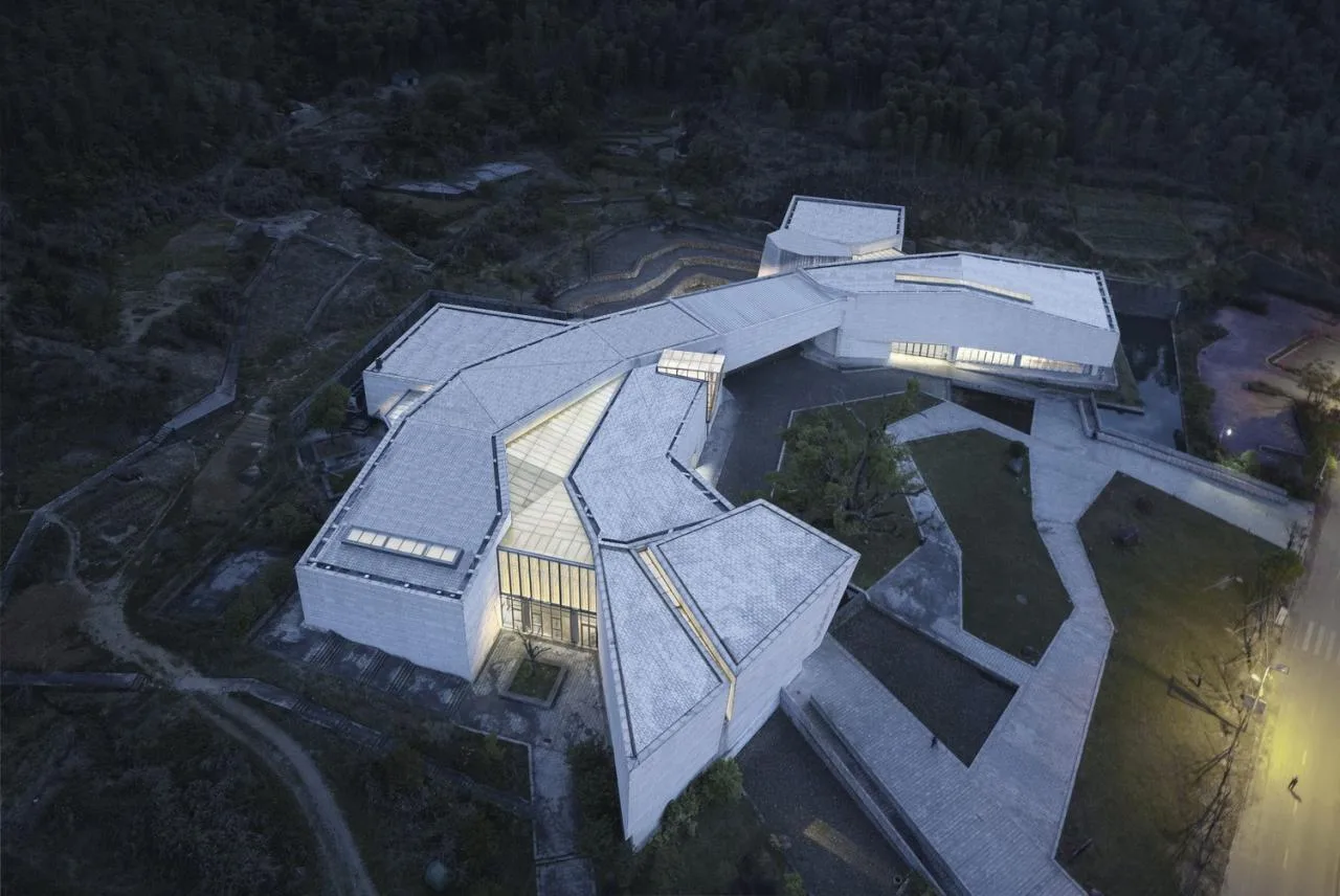 BIM Architecture | Writing of 'Land' -- Design Thinking of Mount Sanqing Geological Museum/Architectural Design and Research Institute of Zhejiang University