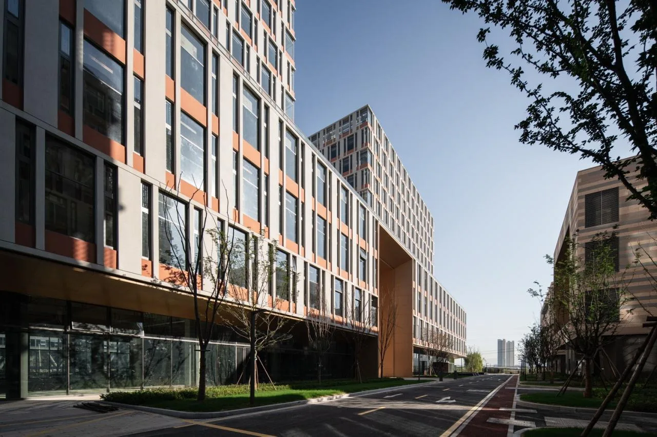 BIM Architecture | Industrial Upstairs Mode Iteration: Hangzhou Zhongenergy-saving (Fuyang) Environmental Protection Industrial Park/Line+Meng Fanhao's New Work