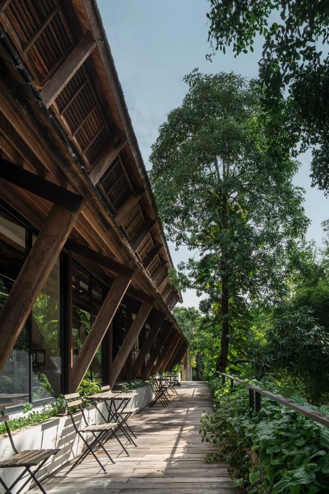 BIM Architecture | Architects' Community Life, Rabindhorn Building/Arsomsilp Community and Environmental Architects
