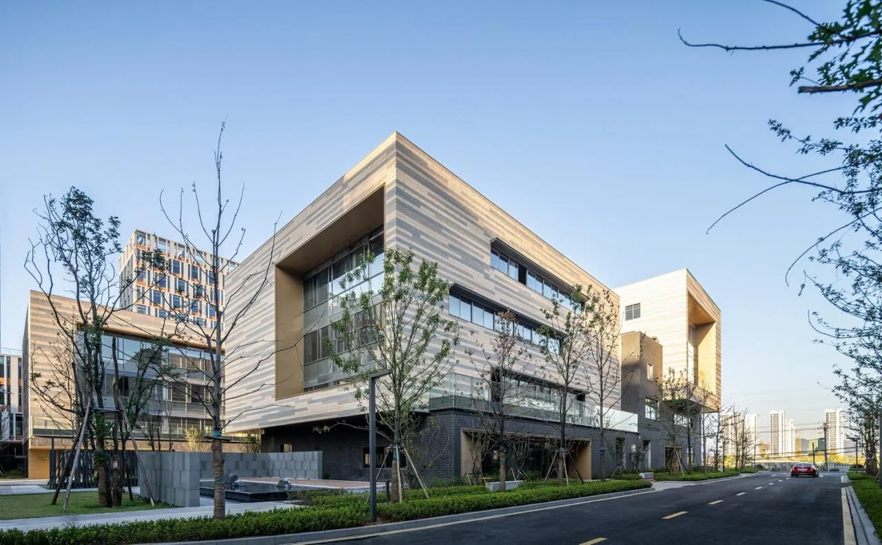 BIM Architecture | Industrial Upstairs Mode Iteration: Hangzhou Zhongenergy-saving (Fuyang) Environmental Protection Industrial Park/Line+Meng Fanhao's New Work