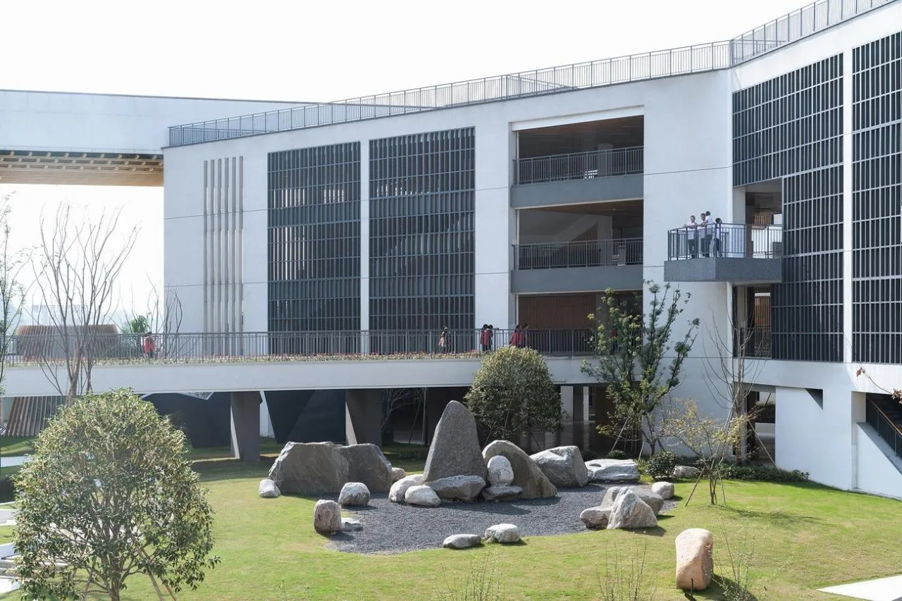 BIM Architecture | Hangzhou Zhongtai Middle School Architectural Design/LZGC Quantum Architecture City Design Firm+Zhejiang Jianyuan Architectural Planning and Design Institute