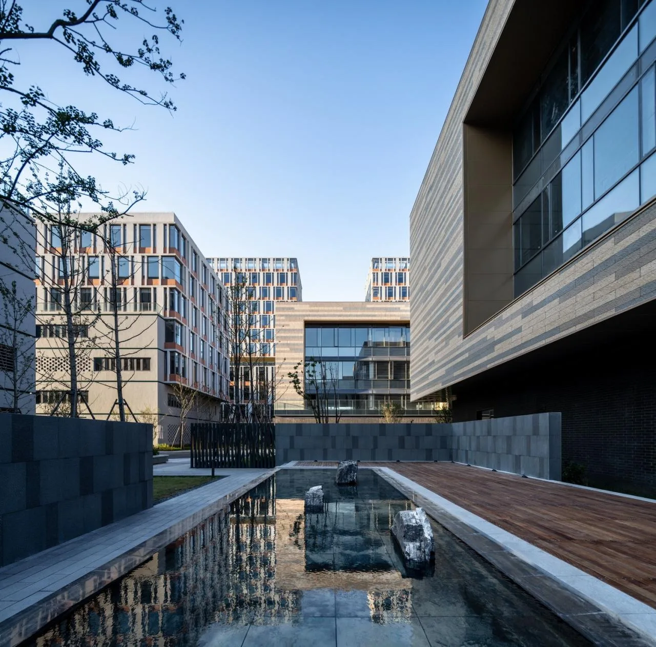 BIM Architecture | Industrial Upstairs Mode Iteration: Hangzhou Zhongenergy-saving (Fuyang) Environmental Protection Industrial Park/Line+Meng Fanhao's New Work