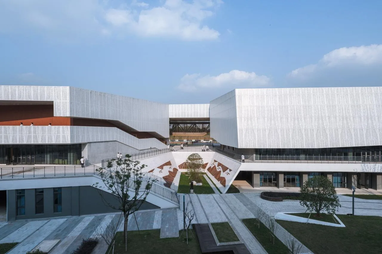BIM Architecture | Hangzhou Zhongtai Middle School Architectural Design/LZGC Quantum Architecture City Design Firm+Zhejiang Jianyuan Architectural Planning and Design Institute