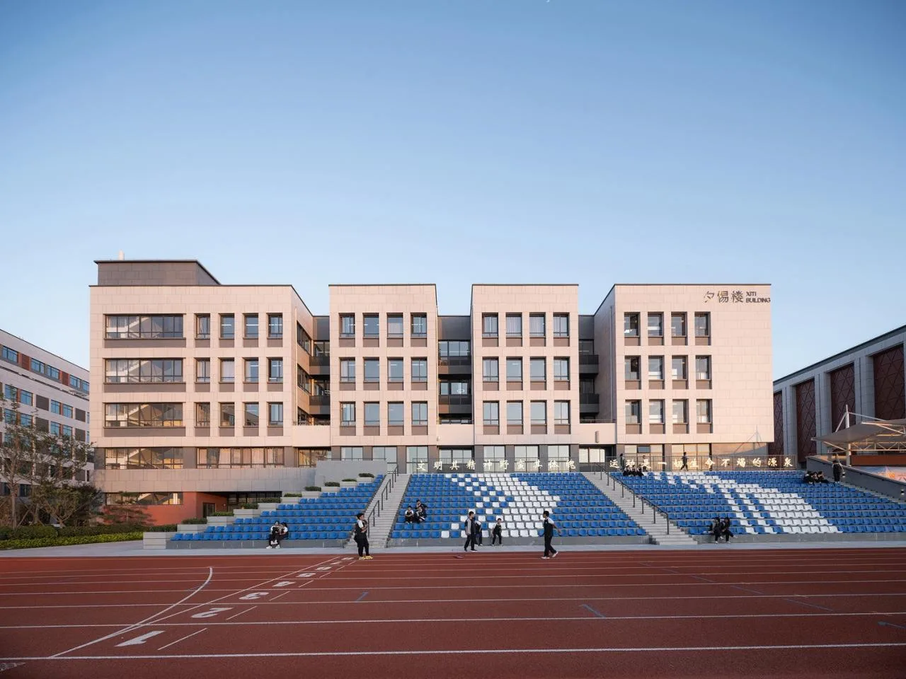 BIM Architecture | Henan Anyang Zhenzhong School/Xiangwai Construction Studio, School of Architecture and Urban Planning, Shandong Jianzhu University