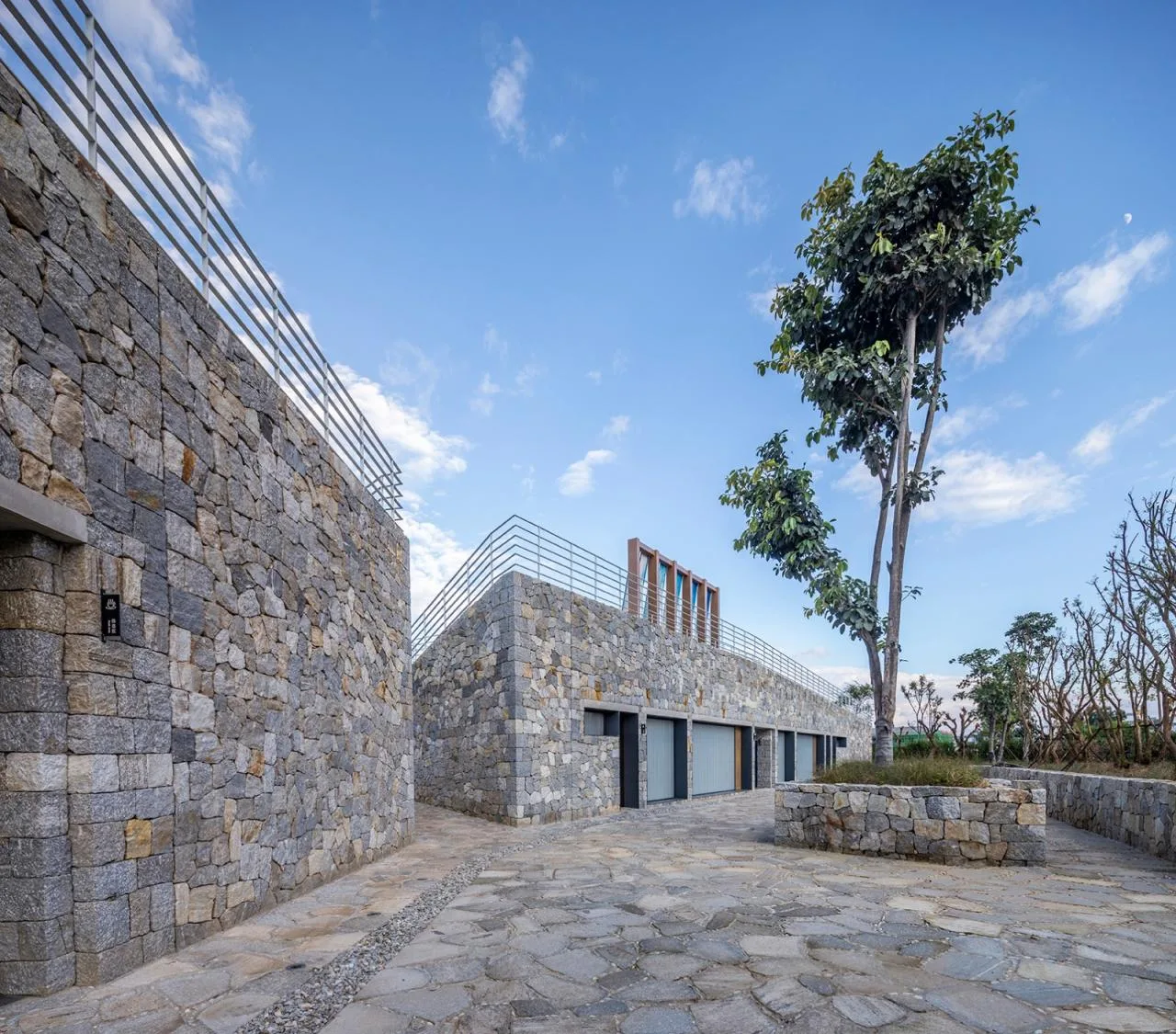 BIM Architecture | Fan's Homesickness: Ecological Corridor around Erhai Lake, Station 5/Sanwen Architecture