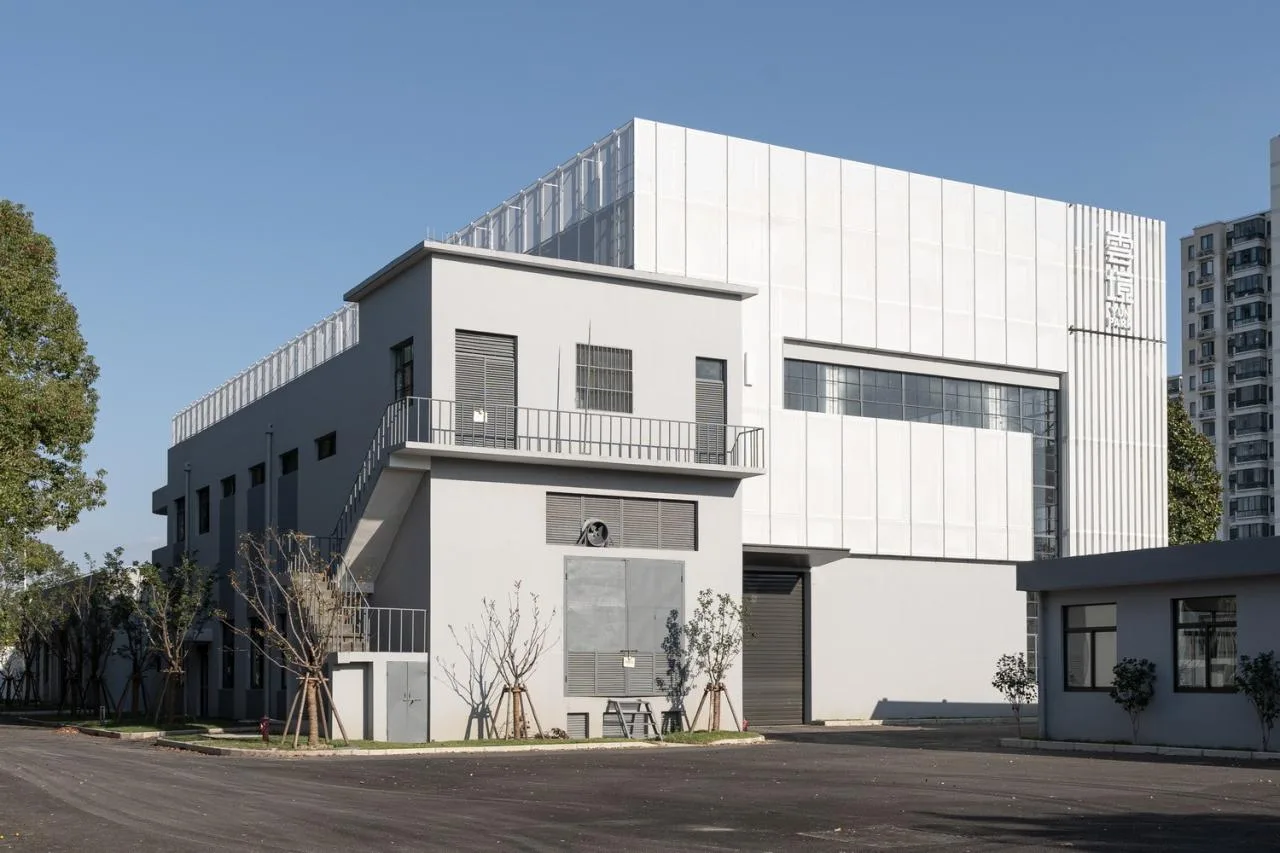 BIM Architecture | Floating Box: Cloud Future Industrial Park/Grid Design