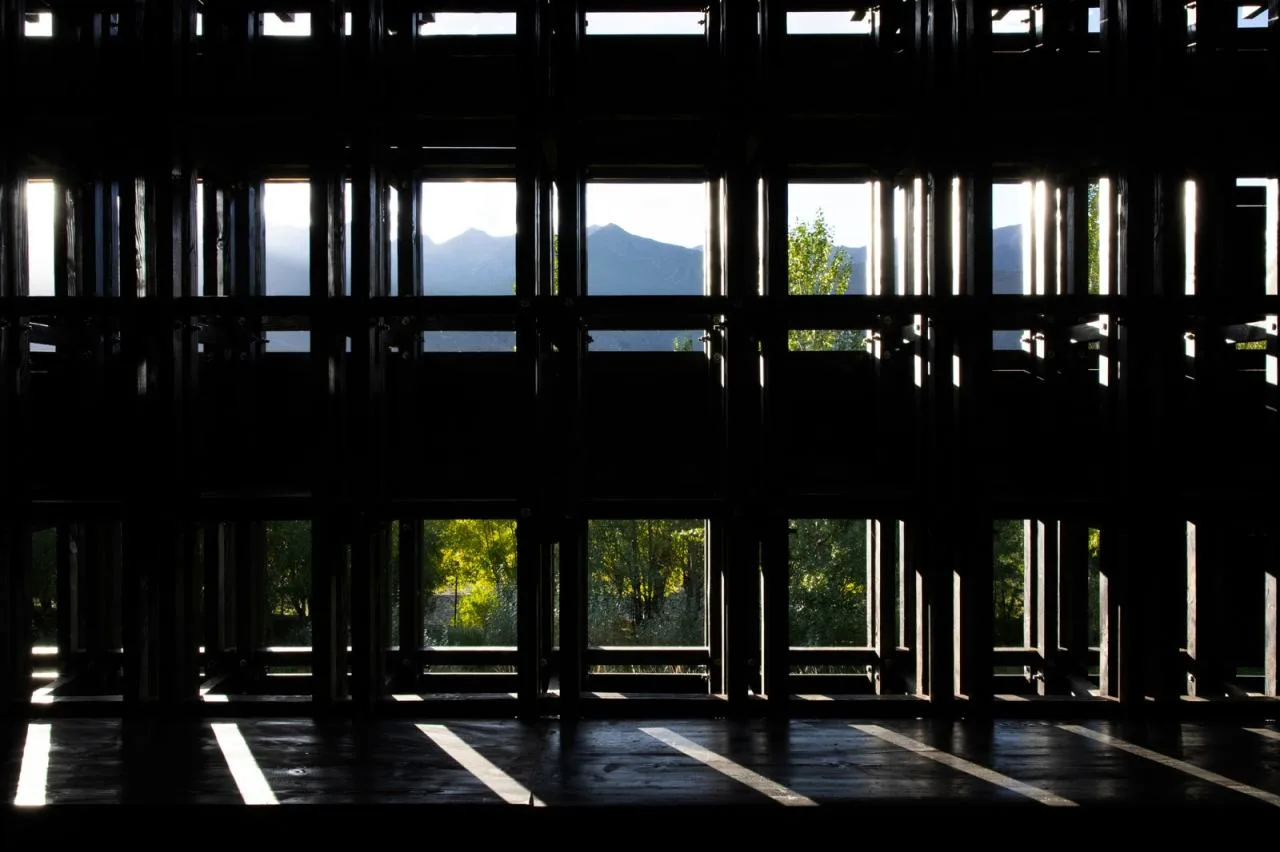 BIM Architecture | Bee Watching House in Shannan, Xizang/Moon Earth Architecture