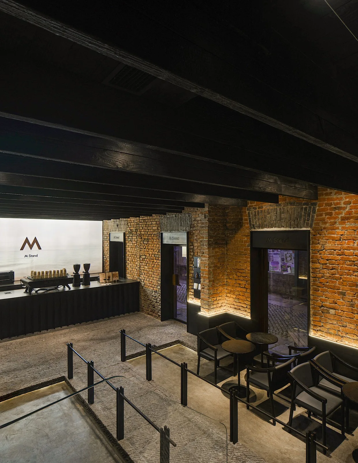 BIM Architecture | 'Century long Dialogue' M stand - Qingdao Yinyu Lane Flagship Store/Balanced Space Design