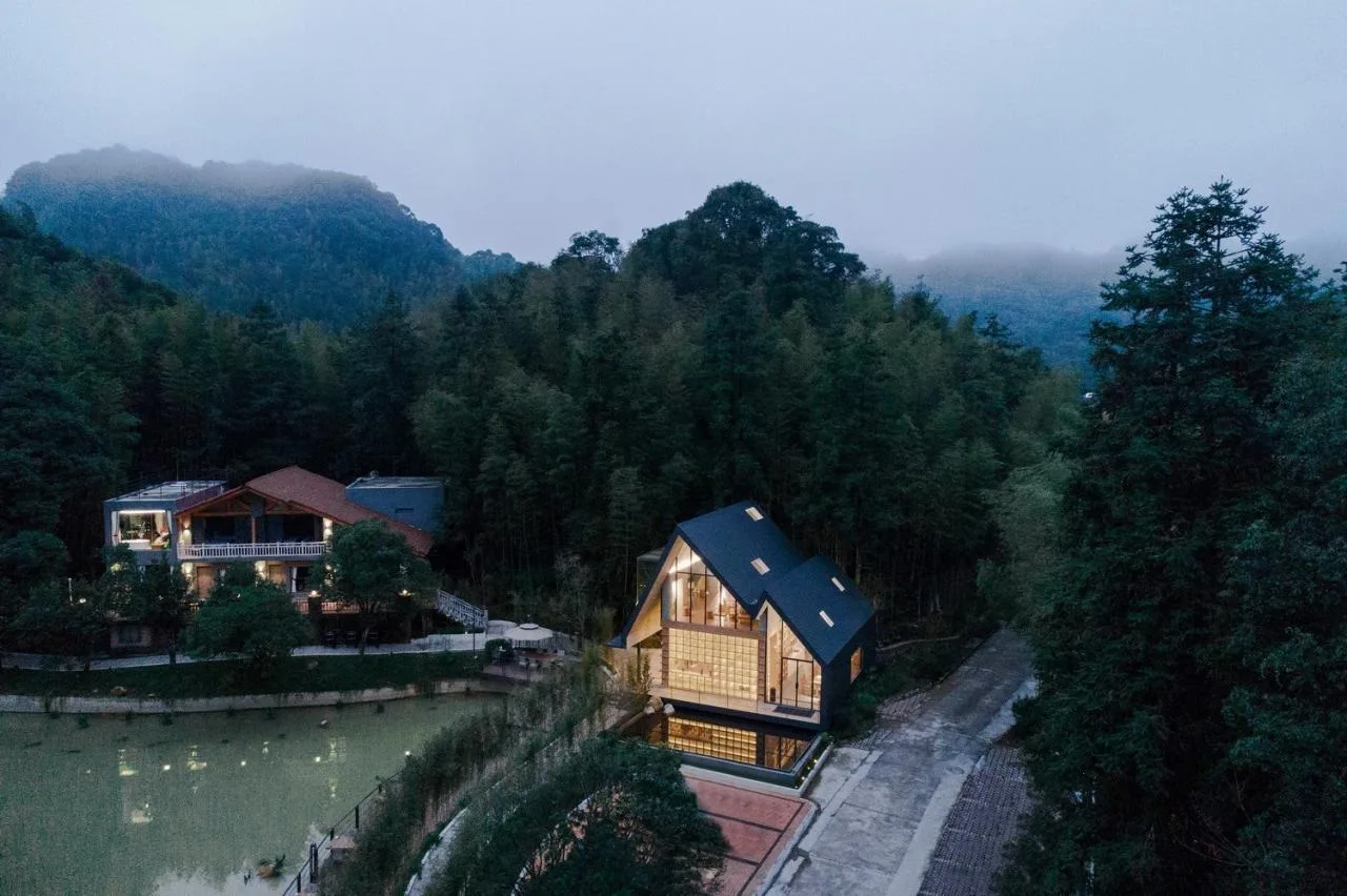 BIM Architecture | Nankun Secret Land High Mountain Bookstore/Outside City Architecture