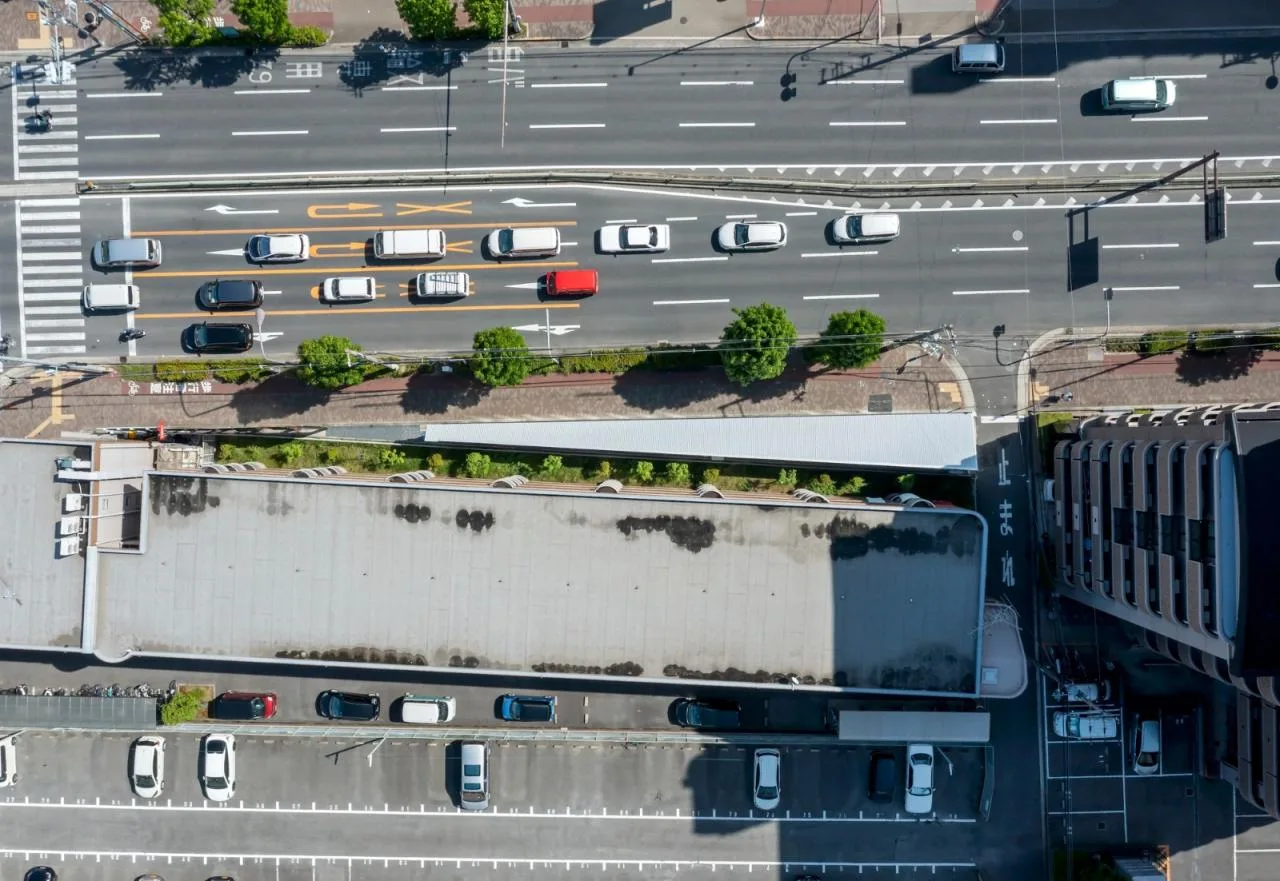 BIM Architecture | 4x59m Triangle, YOKONAGAYA Beauty Salon/Office for Environment Architecture