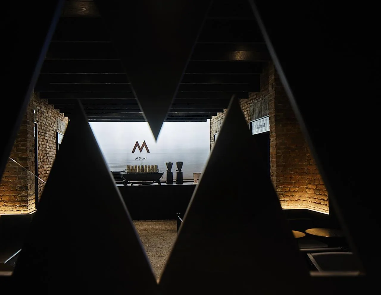 BIM Architecture | 'Century long Dialogue' M stand - Qingdao Yinyu Lane Flagship Store/Balanced Space Design
