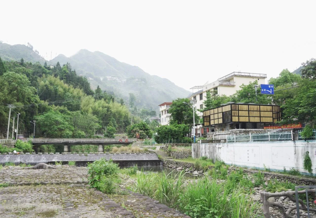 BIM Architecture | Dalingen Public Toilet/Aerobic Building in Songyang County+Yuankun Design