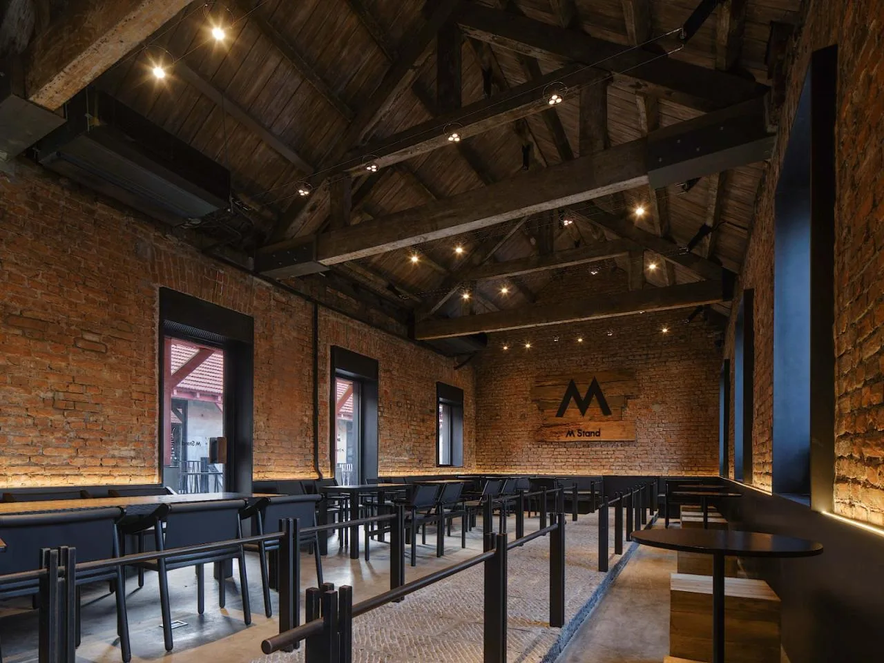 BIM Architecture | 'Century long Dialogue' M stand - Qingdao Yinyu Lane Flagship Store/Balanced Space Design
