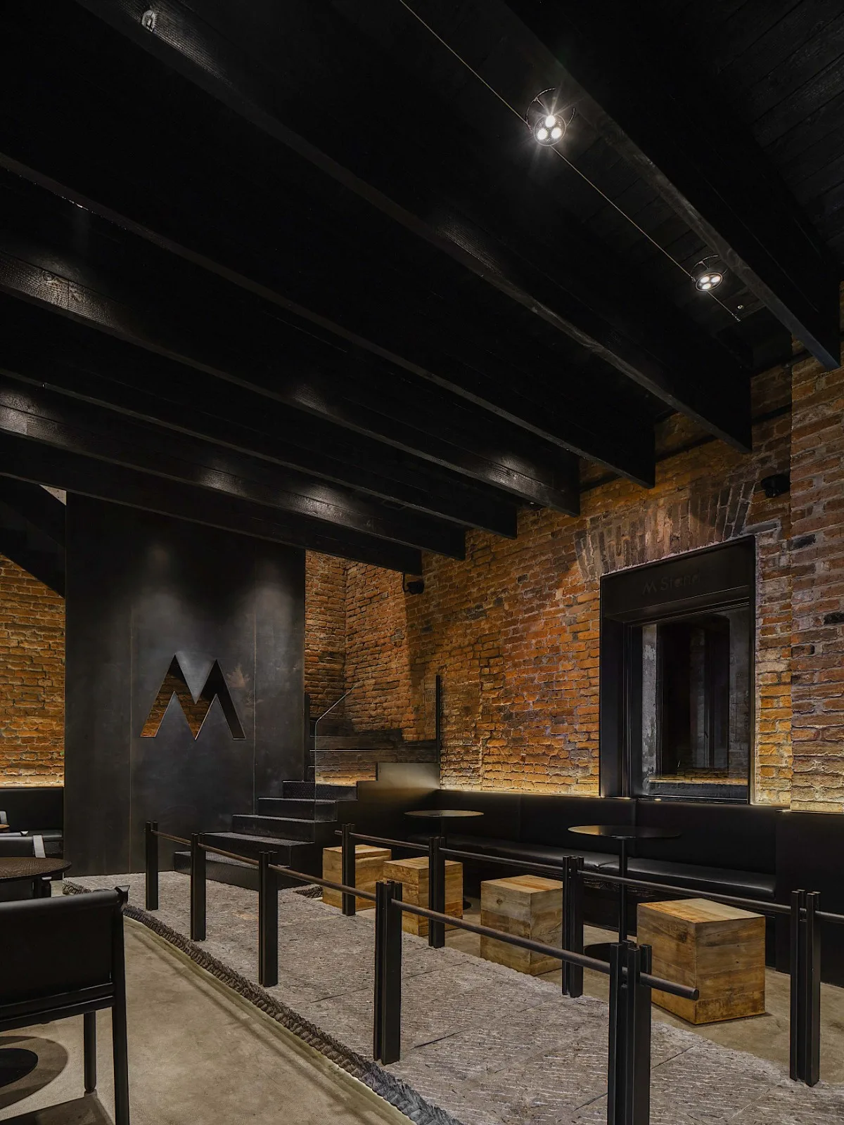 BIM Architecture | 'Century long Dialogue' M stand - Qingdao Yinyu Lane Flagship Store/Balanced Space Design